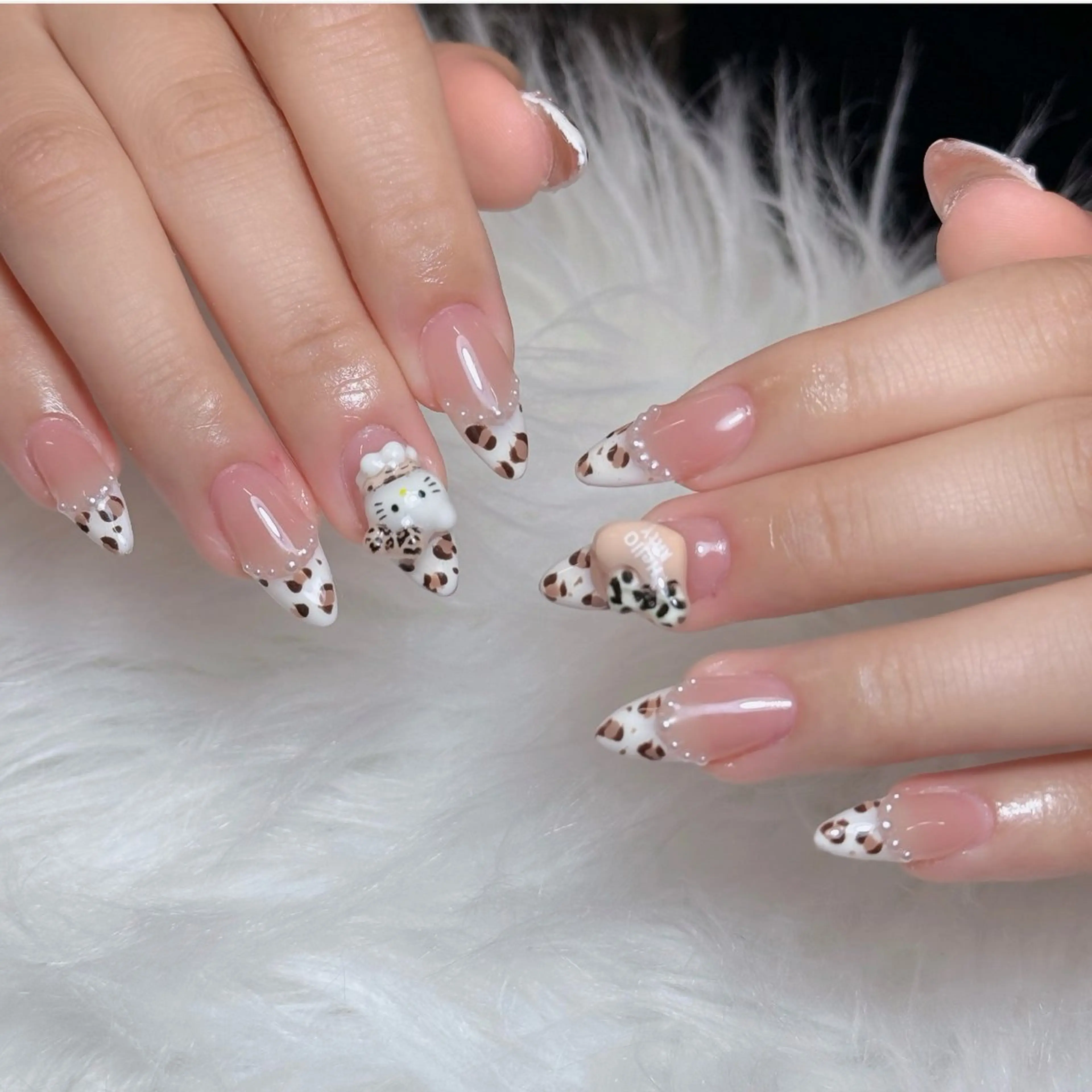 ネイル オーロラネイル チークネイル フットネイル フレンチネイル 韓国ネイル ハンドネイル Lumi Nailのネイルデザイン