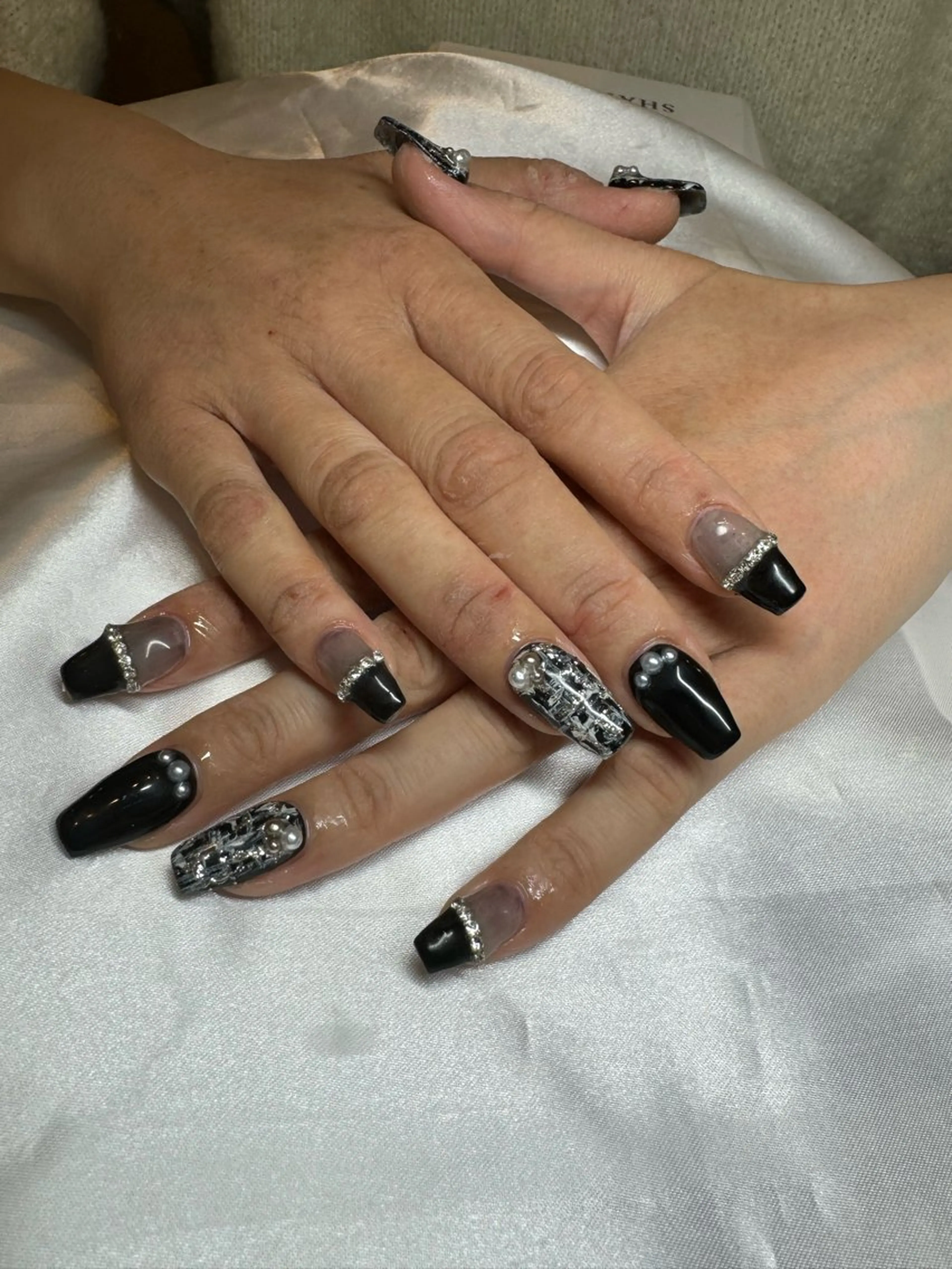 ネイル ハンドネイル 濱岡 咲のネイルデザイン