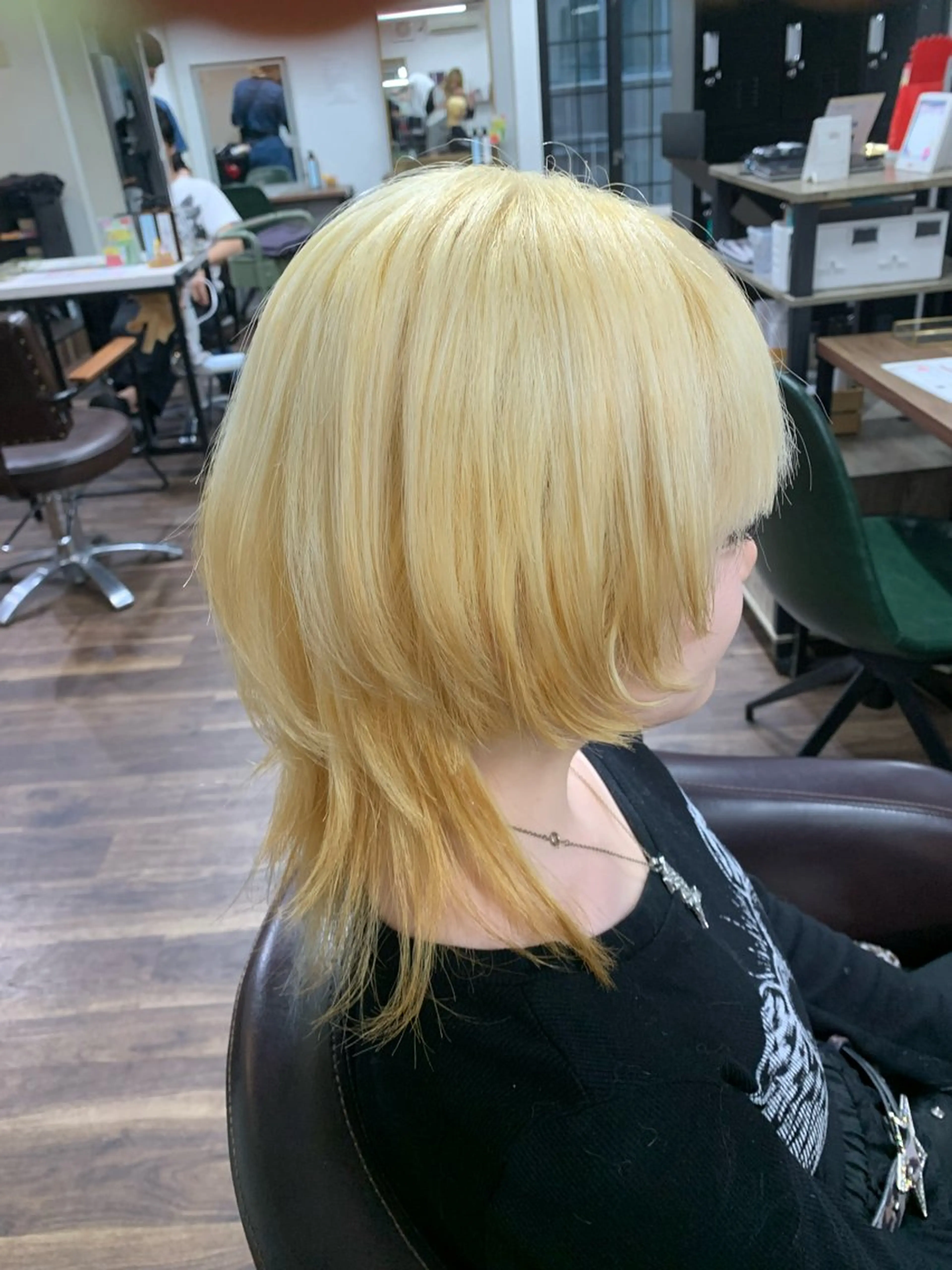 セミロング カラー 深野 ちさとのヘアスタイル