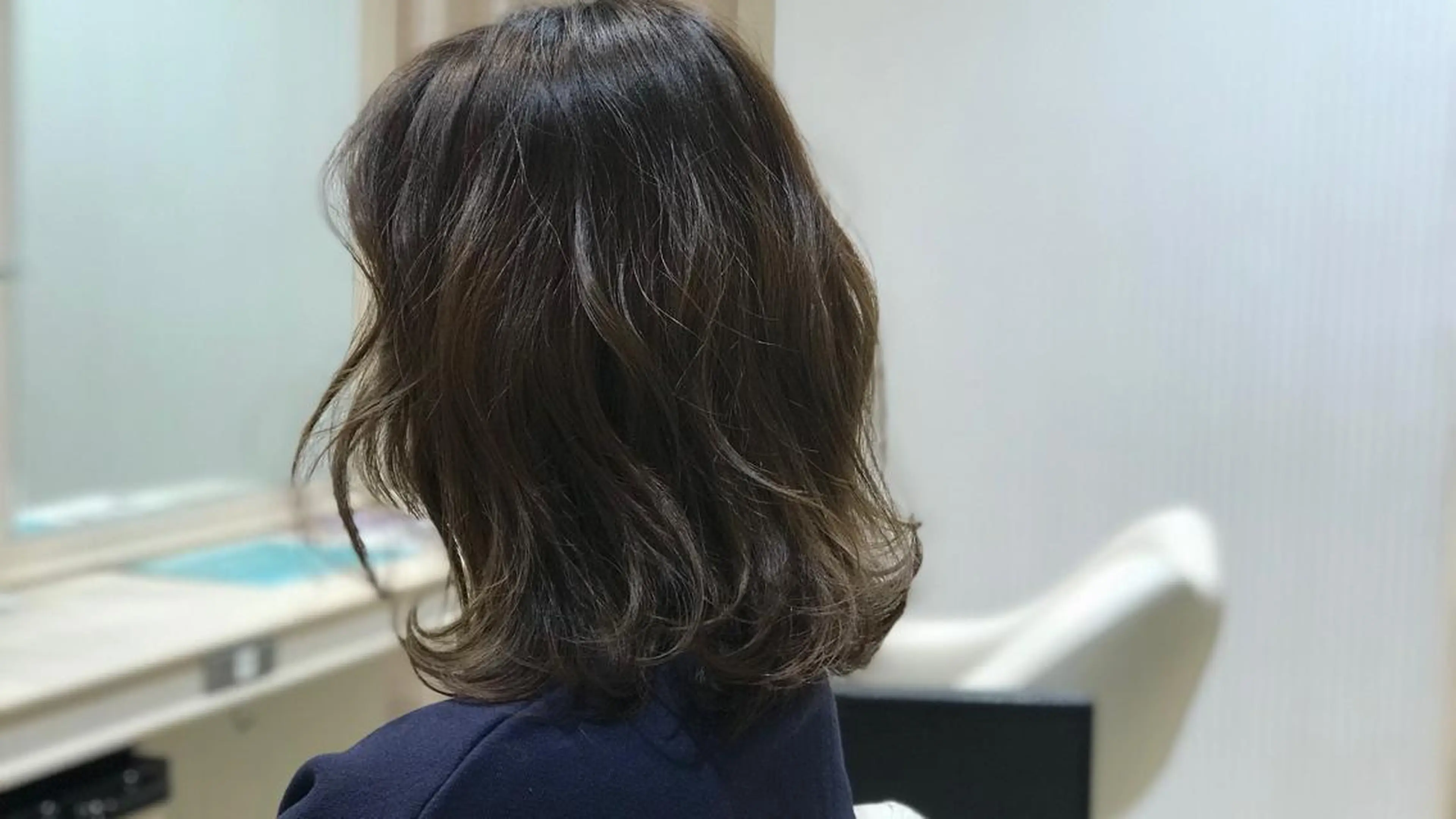 ショート カラー ブリーチ グラデーションカラー ブリーチなしカラー ウエモト タク ショート/レイヤーのヘアスタイル