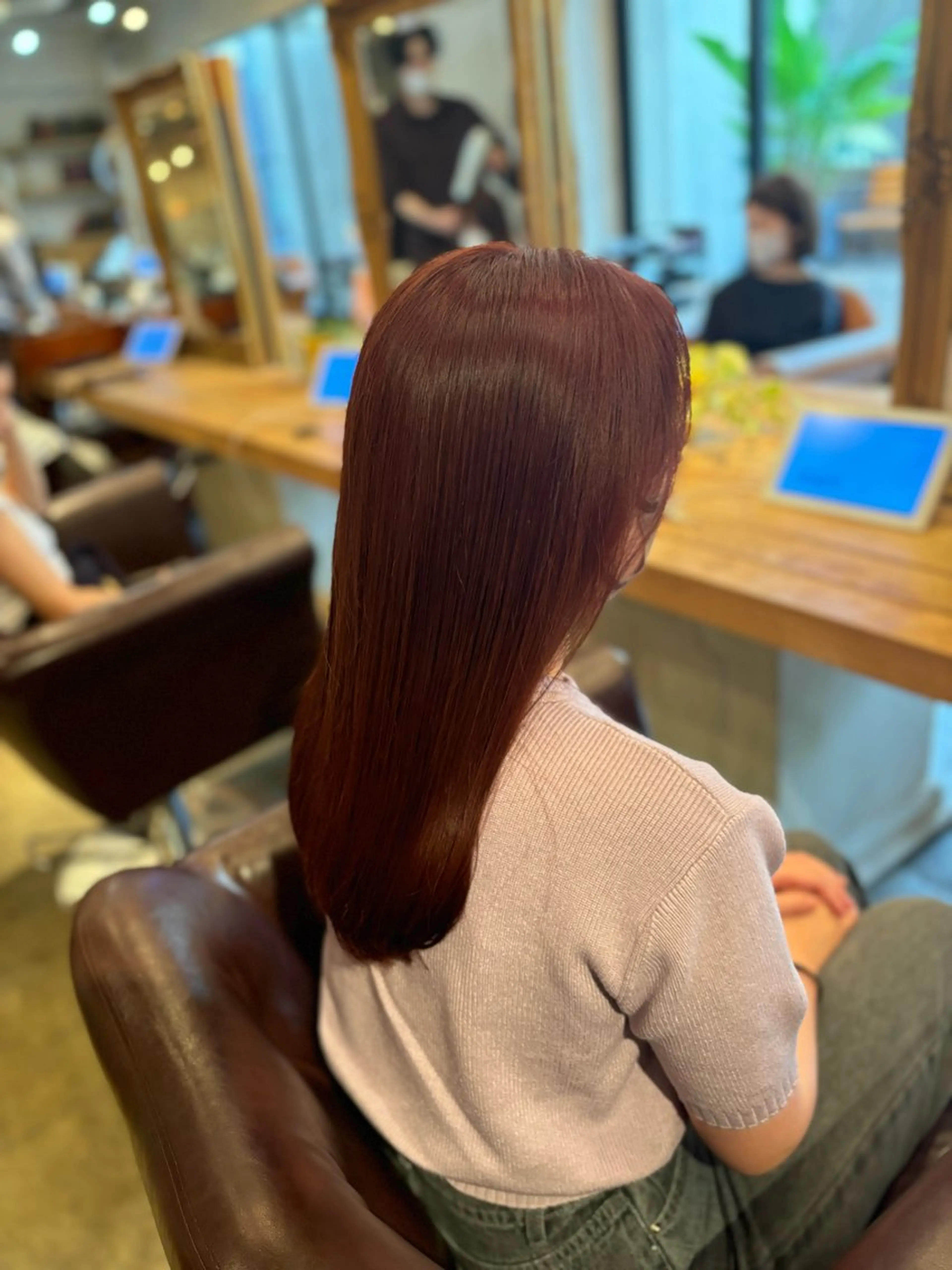 ロング カラー ブリーチ ブリーチなしカラー ピンクカラー 髪質改善カラー ブラウン🤎YUMEのヘアスタイル