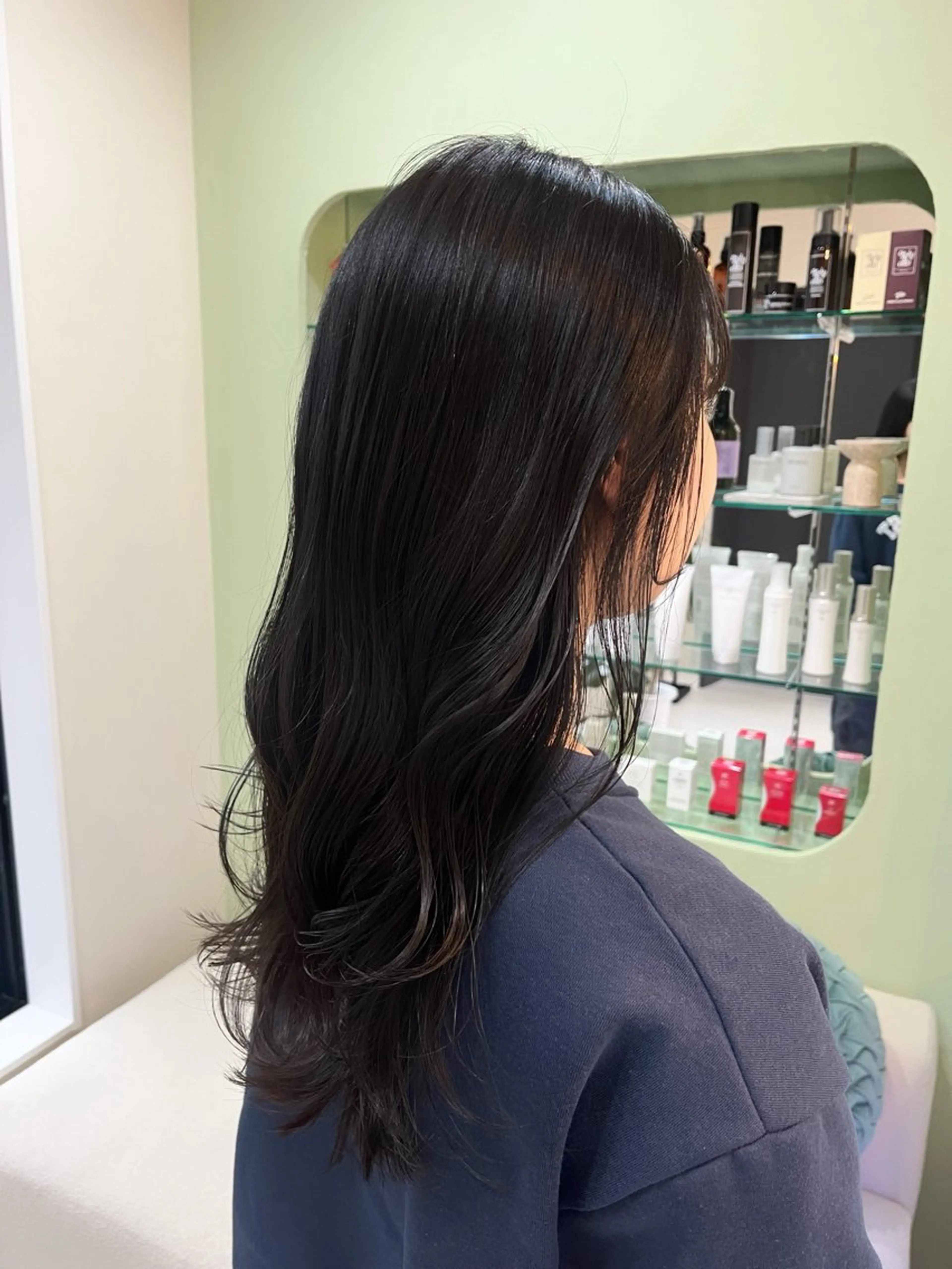 ロング カラー ETRE(エトレ)所属・中村 佳歩のヘアスタイル