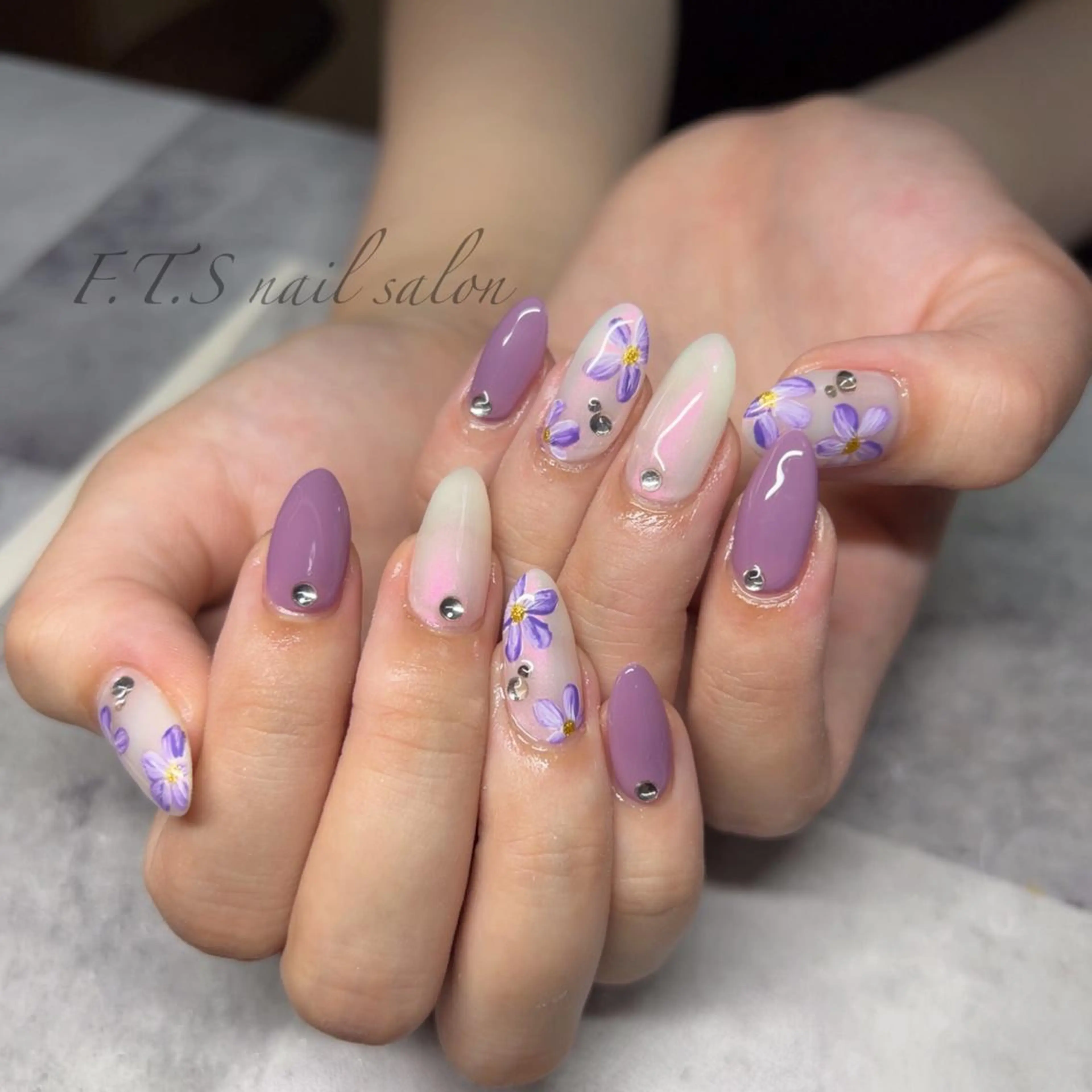 ネイル ハンドネイル F.T.S nailのネイルデザイン