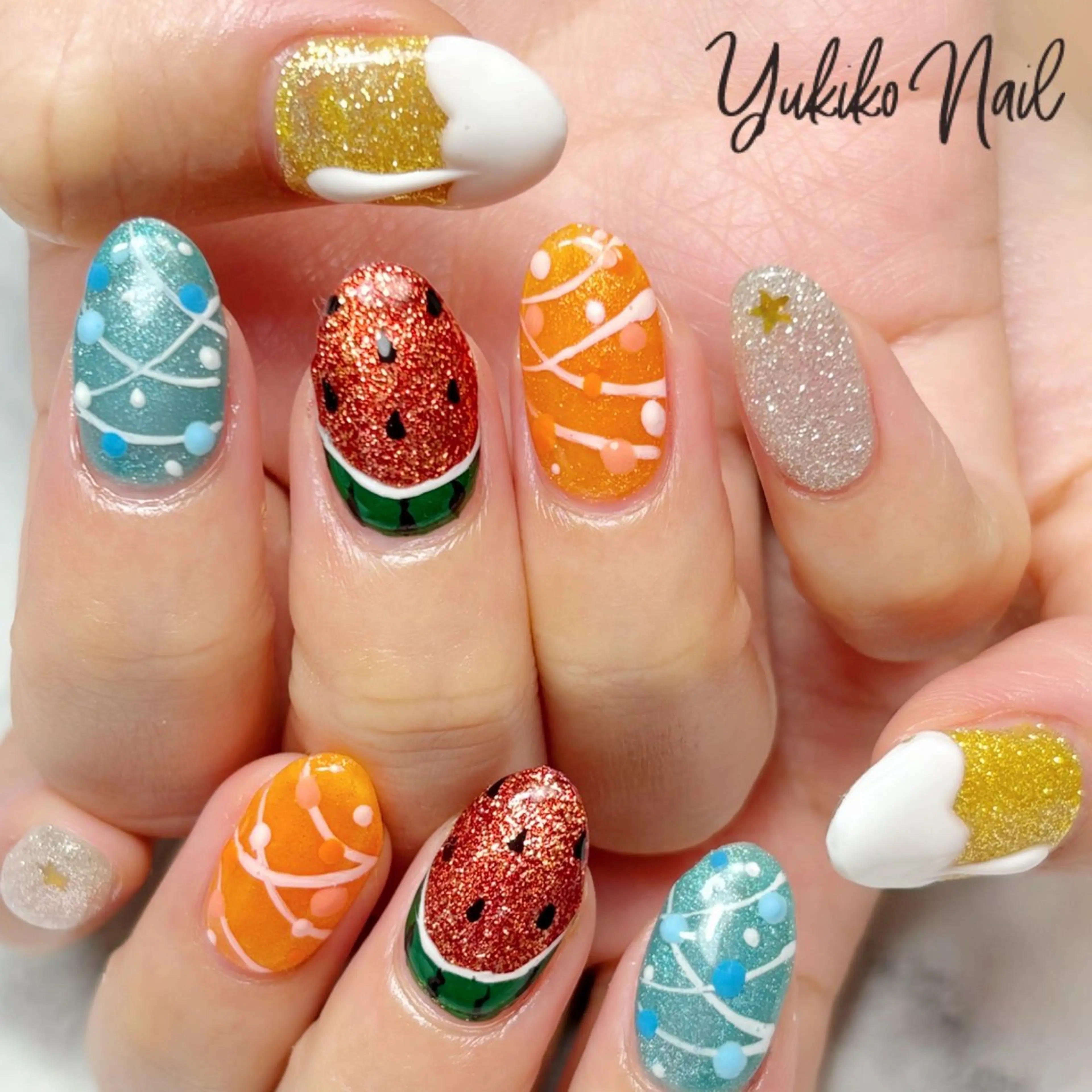 ネイル キラキラネイル マグネットネイル 夏ネイル ヨーヨーネイル ユキコ ネイルのネイルデザイン