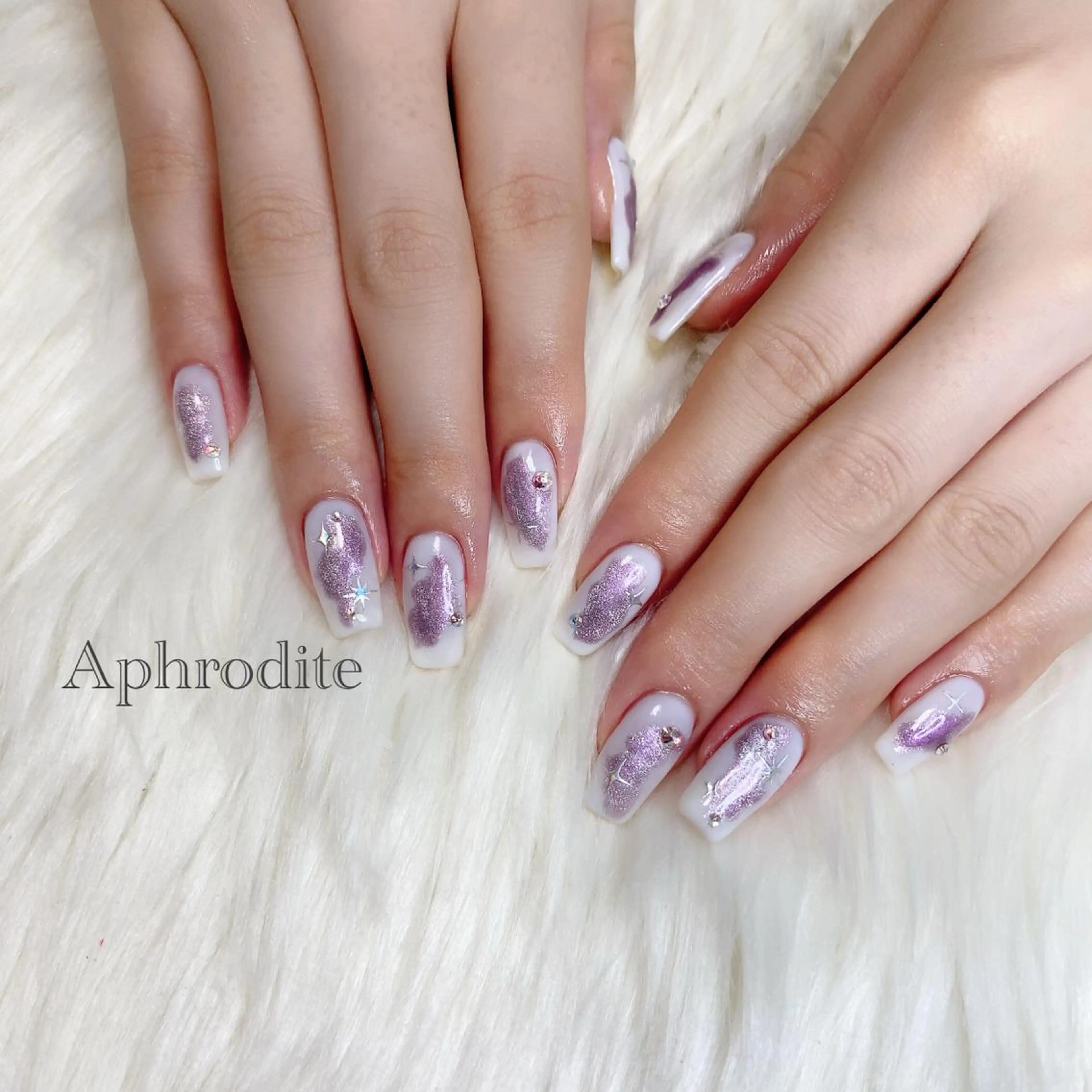 ネイル Aphrodite パラジェル認定サロンのネイルデザイン