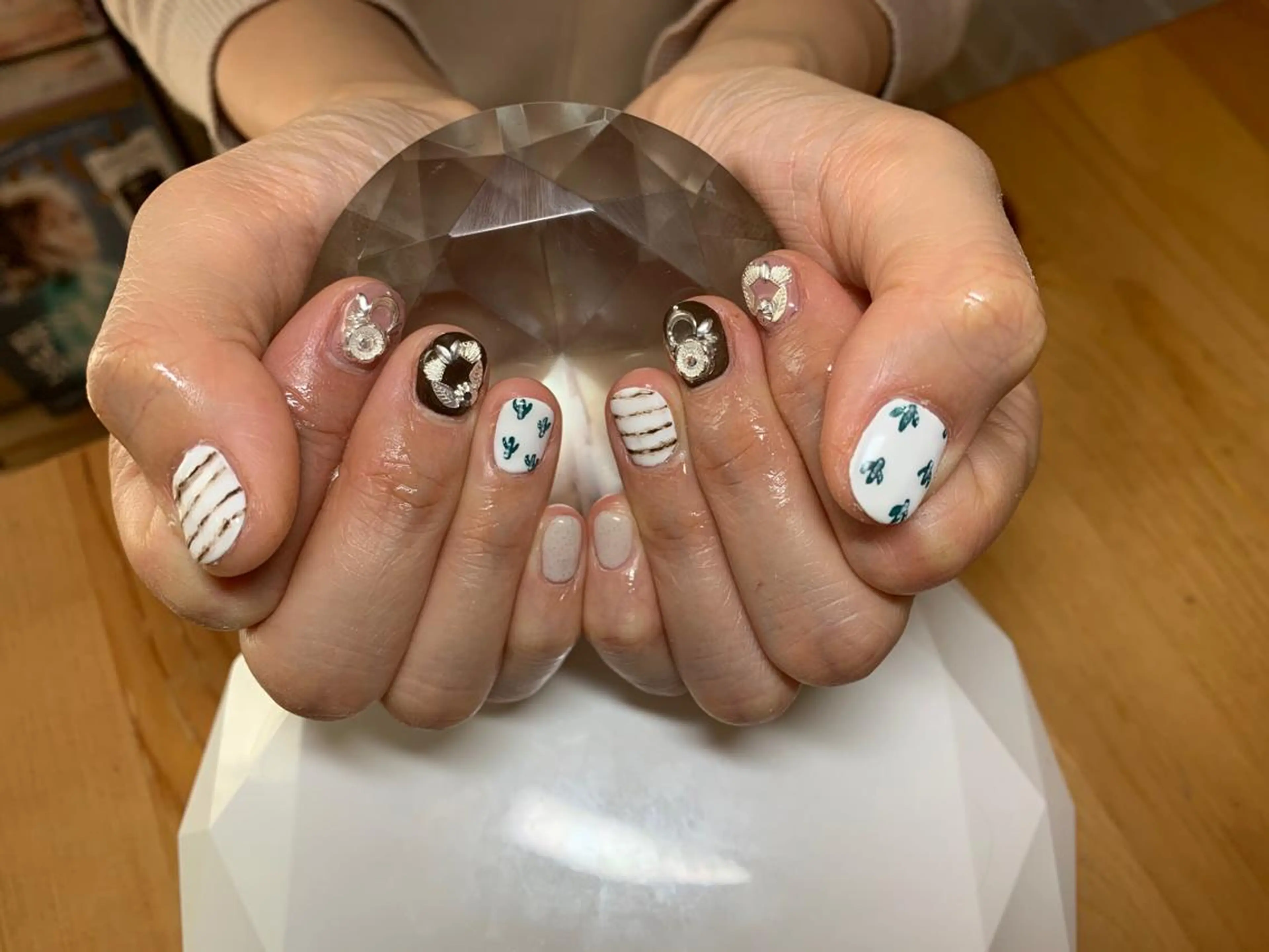 ネイル LAVISH nail salonのネイルデザイン