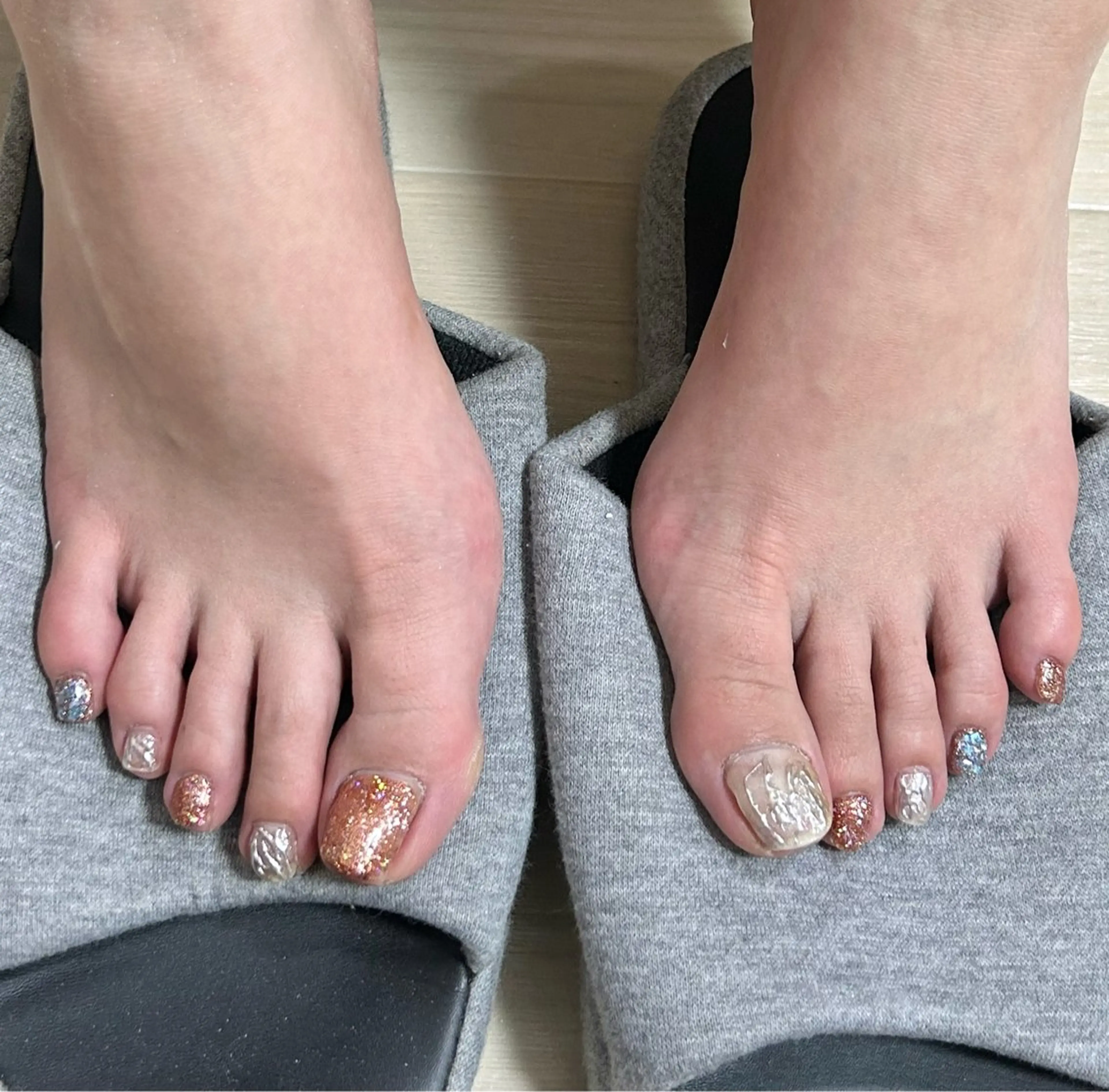 ネイル フットネイル コウ ヨウのネイルデザイン