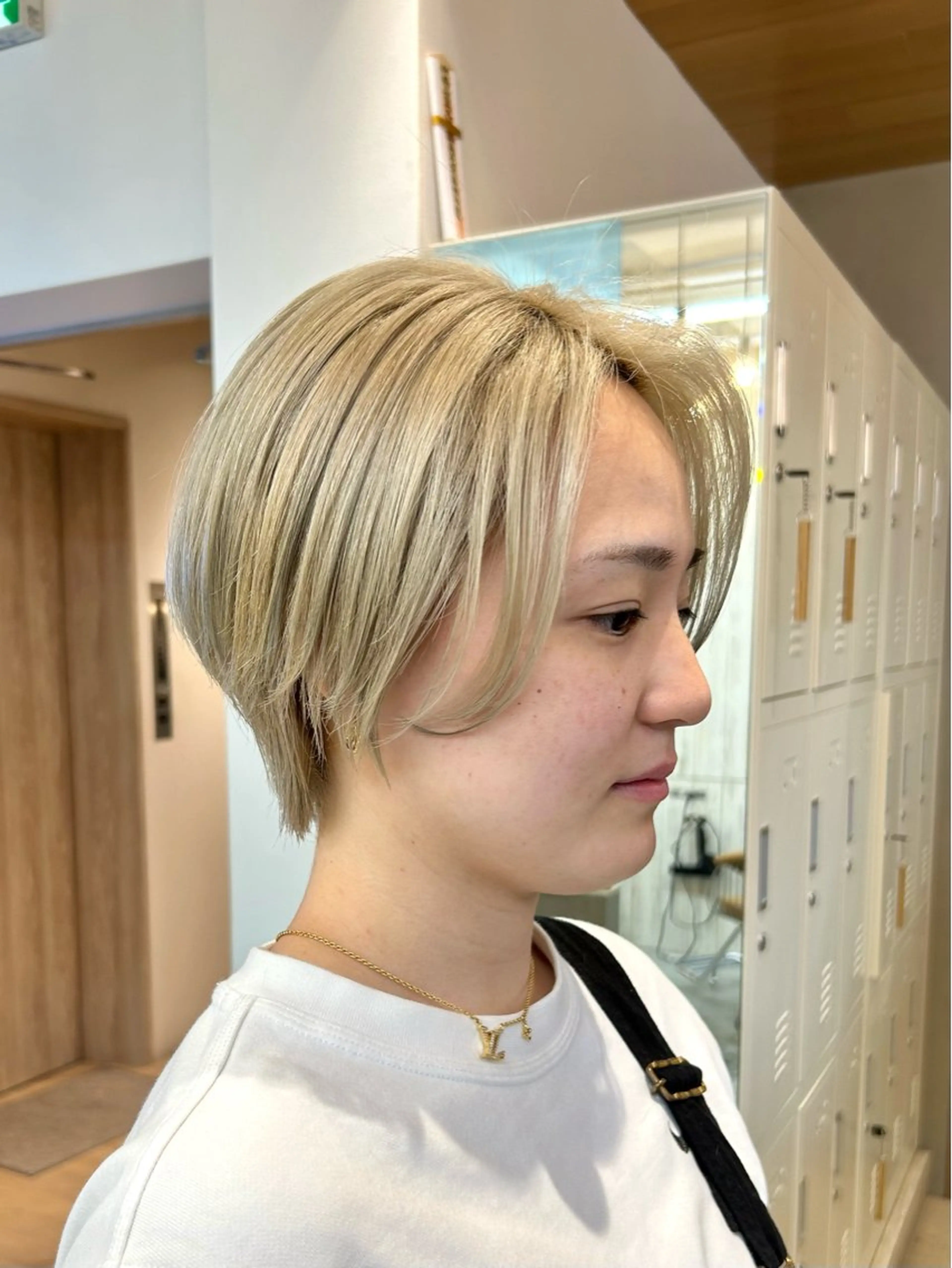 ショート カット ヘアカラー トリートメント 🩵縮毛矯正/ブリー チ/髪質改善/いつかのヘアスタイル