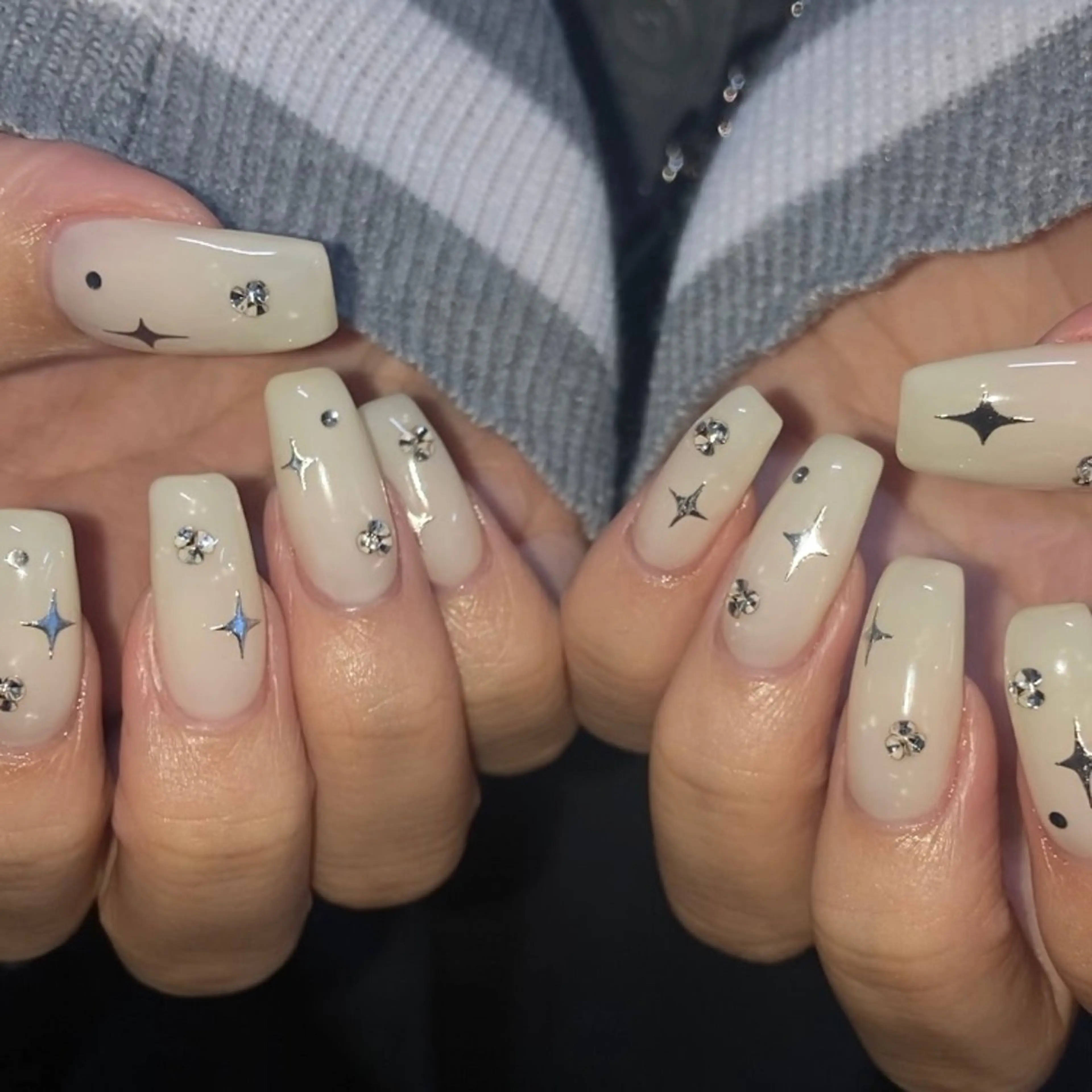 ネイル ハンドネイル フットネイル kana/モード ・グランジ໒꒱のネイルデザイン