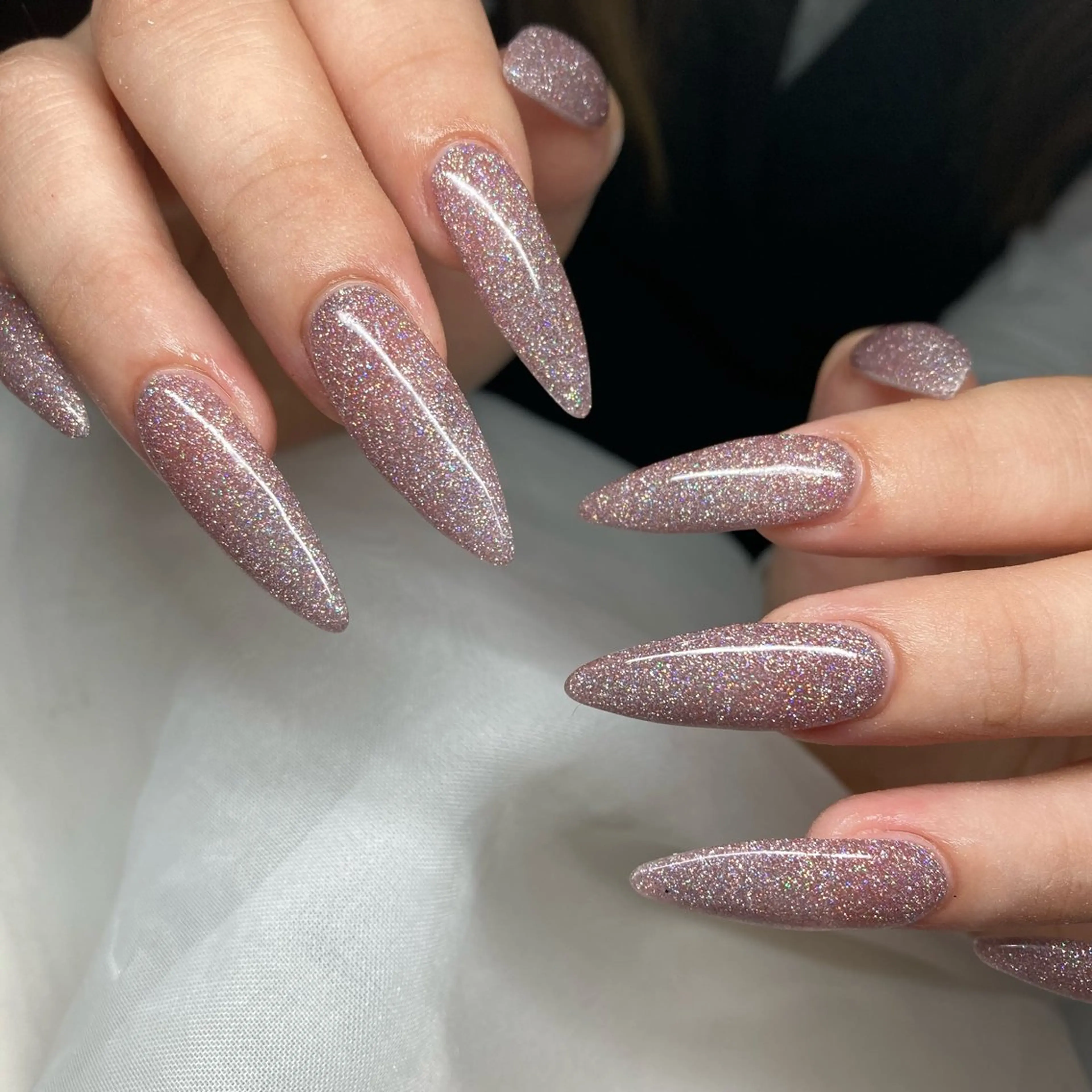 ネイル 長さ出し フレンチネイル ジェルネイル グラデーション マグネットネイル ハンドネイル Gracias. rieのネイルデザイン