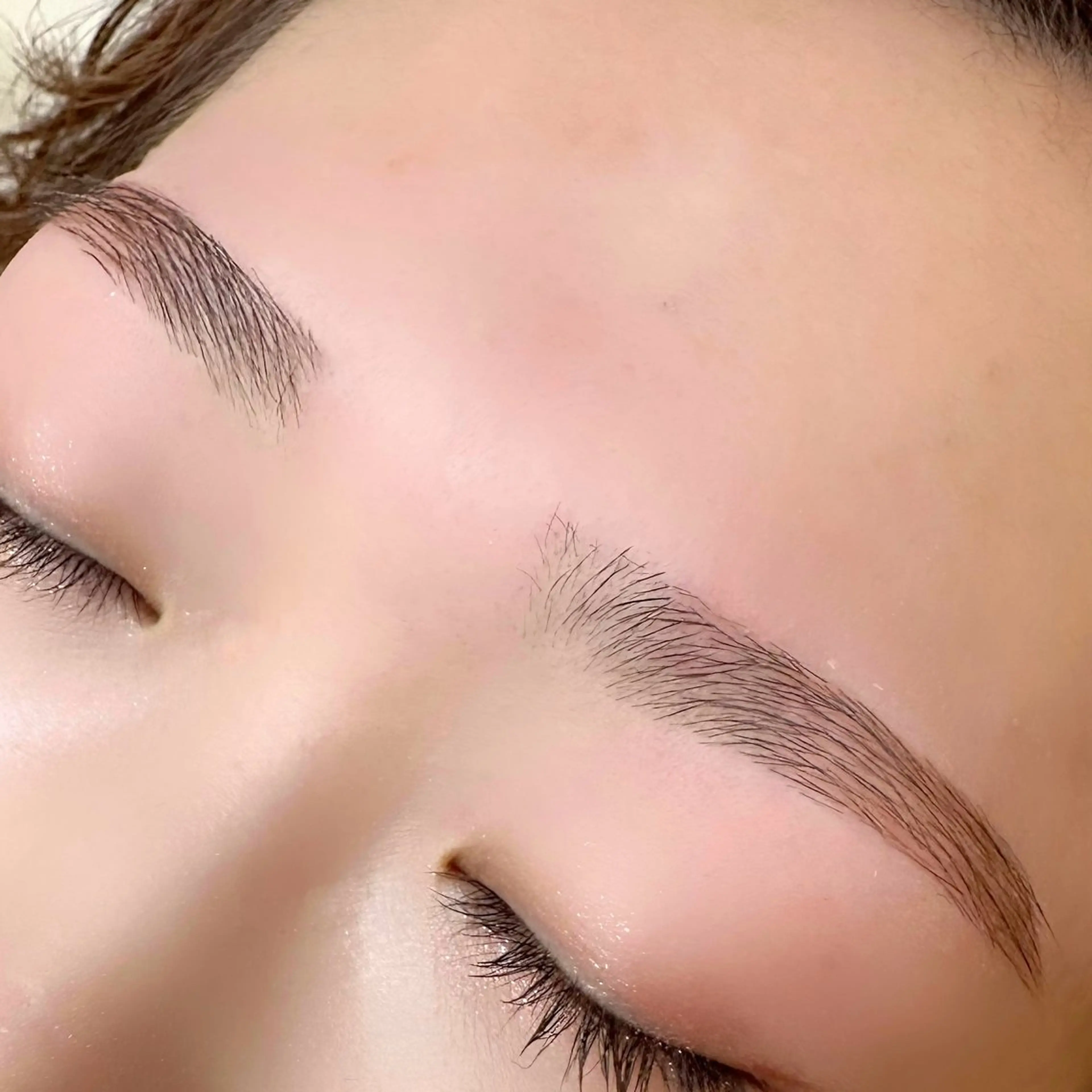 アイブロウ OPS hair ミクのマツエク・マツパデザイン