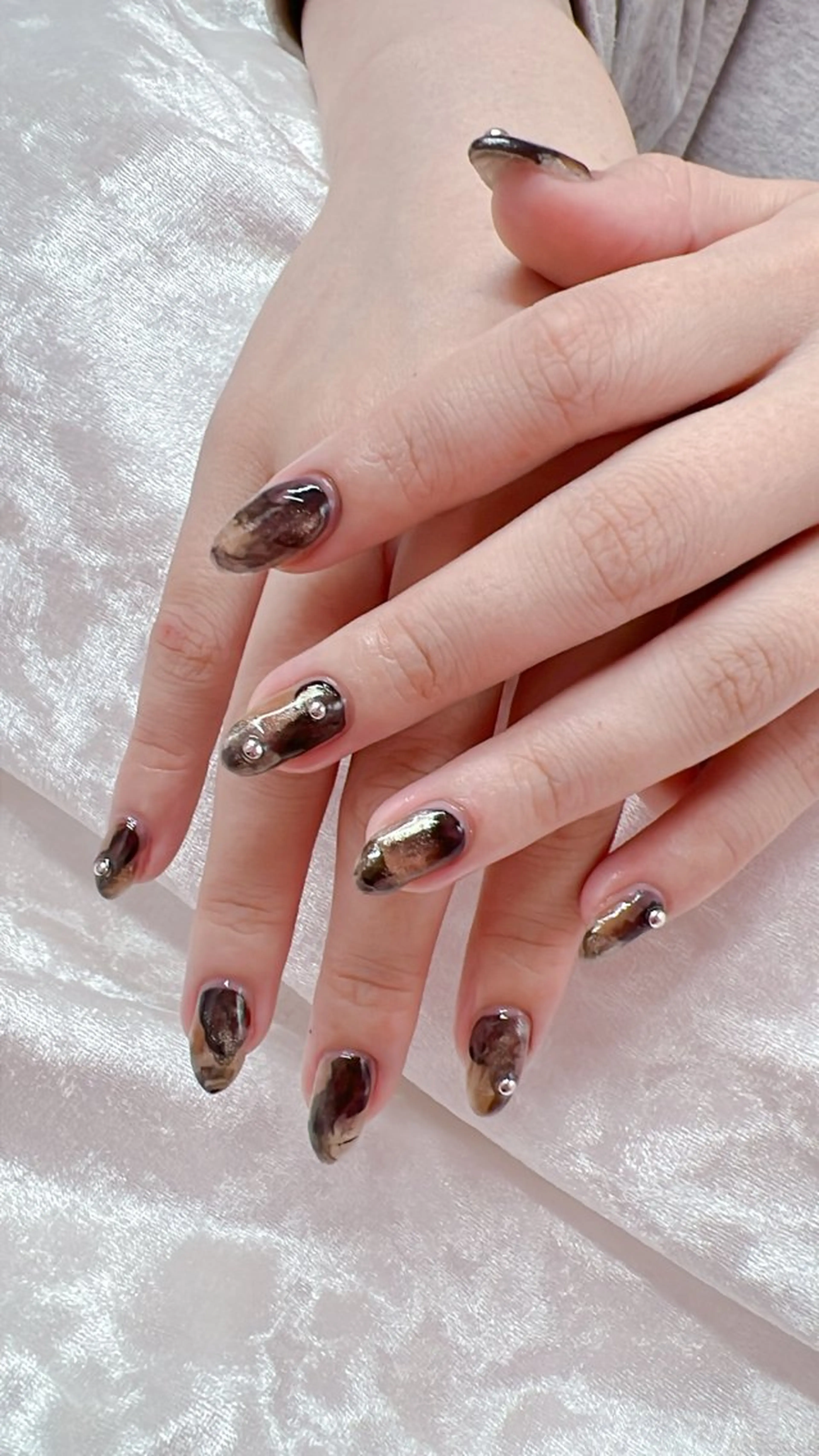 ネイル ハンドネイル Emi lyのネイルデザイン