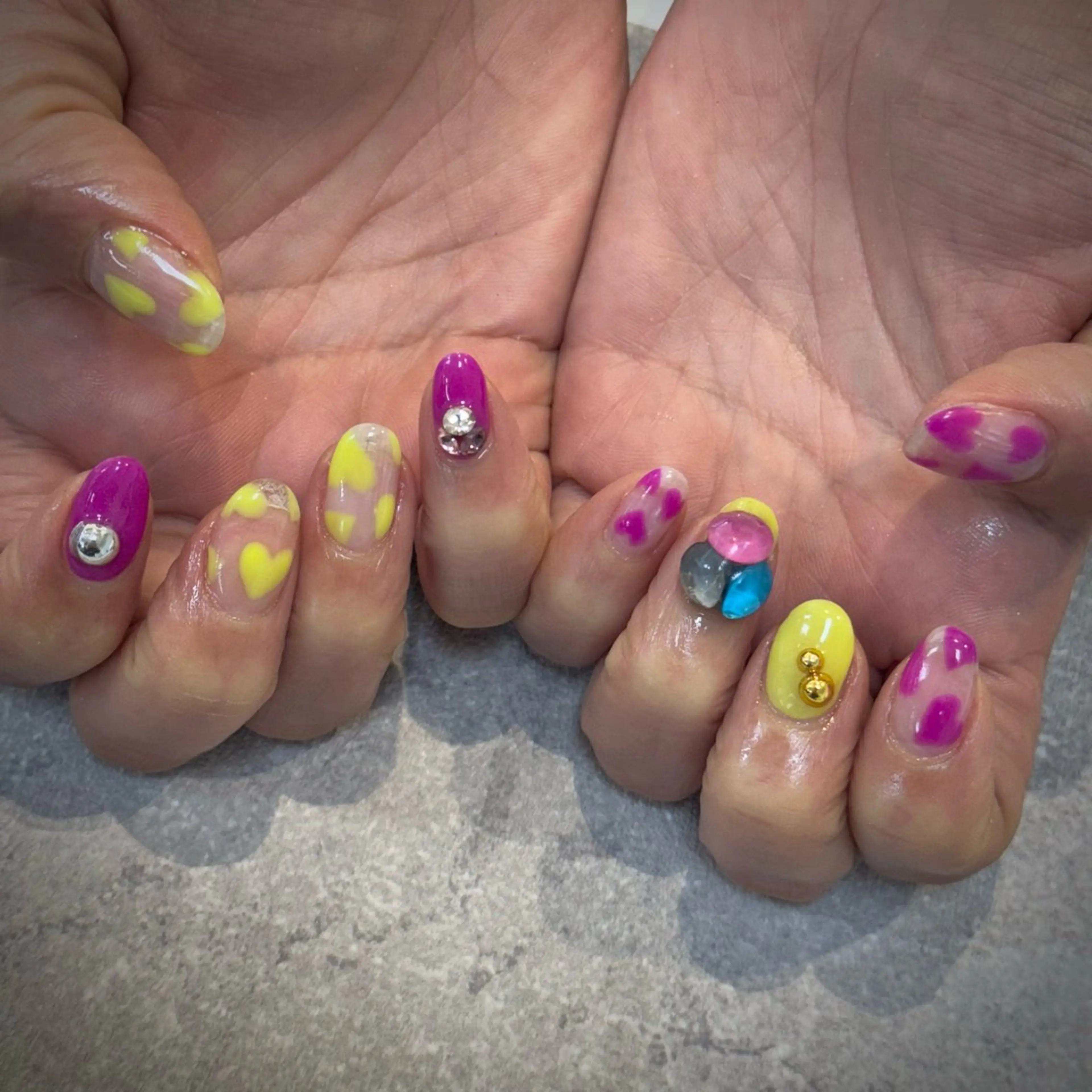 ネイル ハンドネイル YAGAWA NAOのネイルデザイン