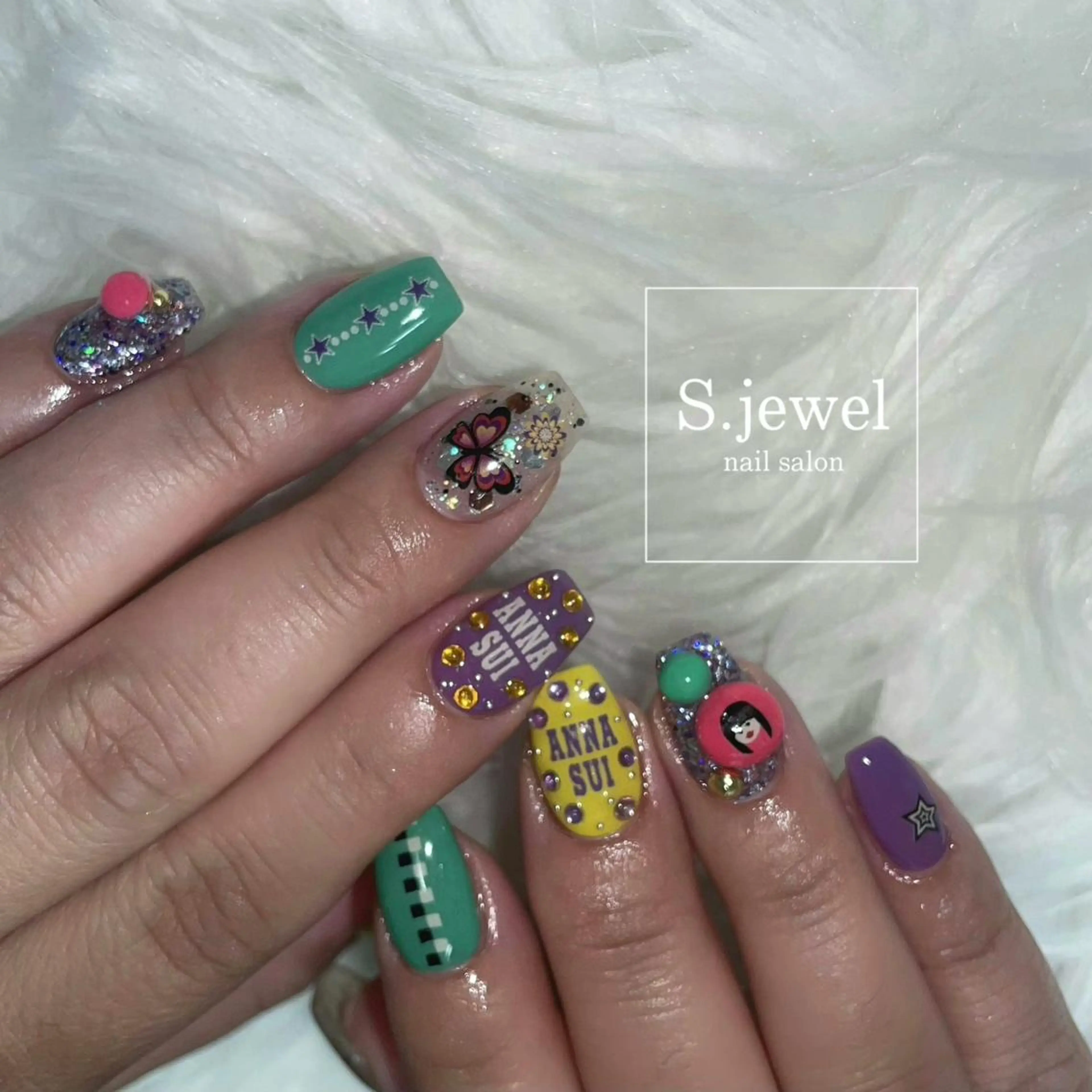 ネイル S♡JEWEL所属・S. JEWELのネイルデザイン