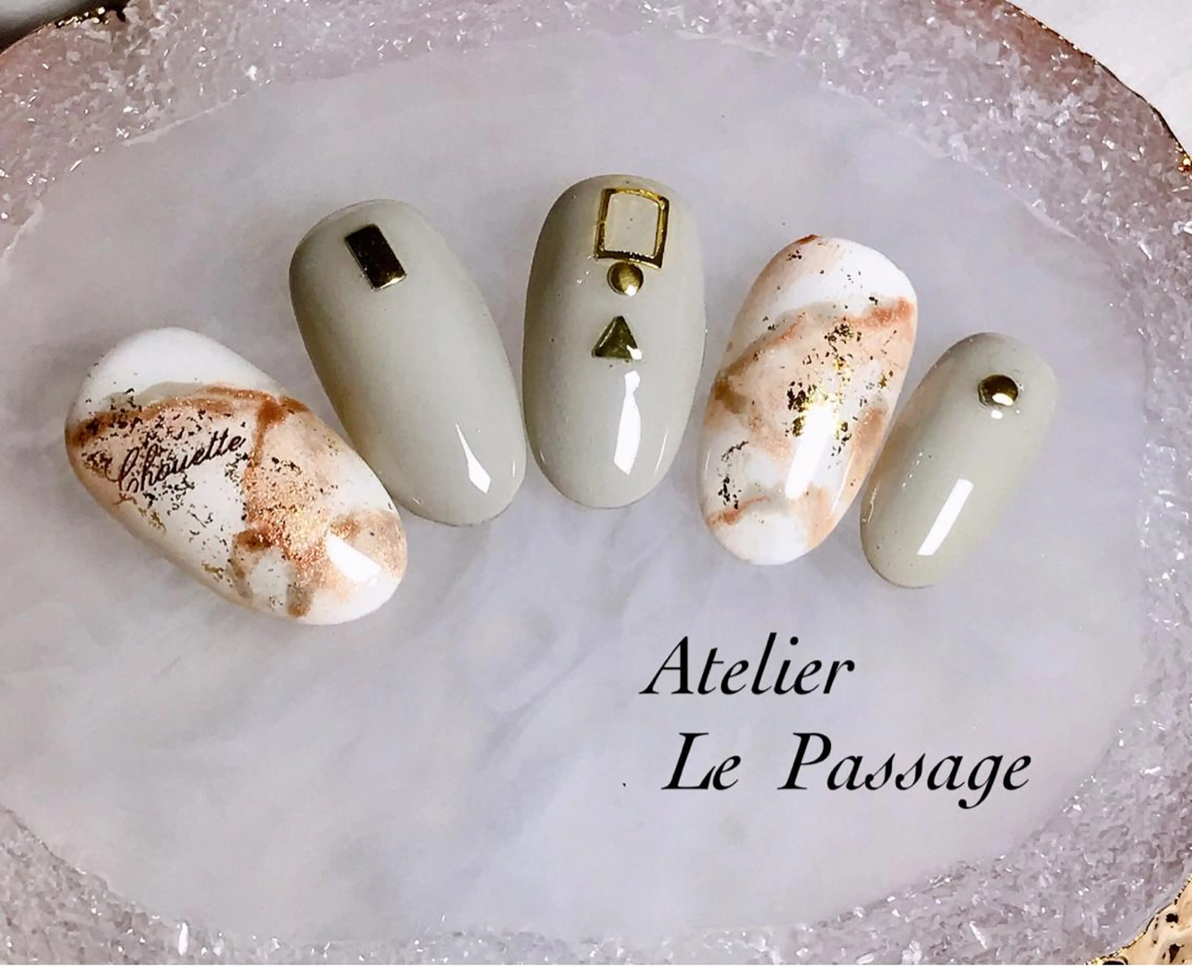 ネイル Atelier Le Passage所属・h nakatsukaのネイルデザイン