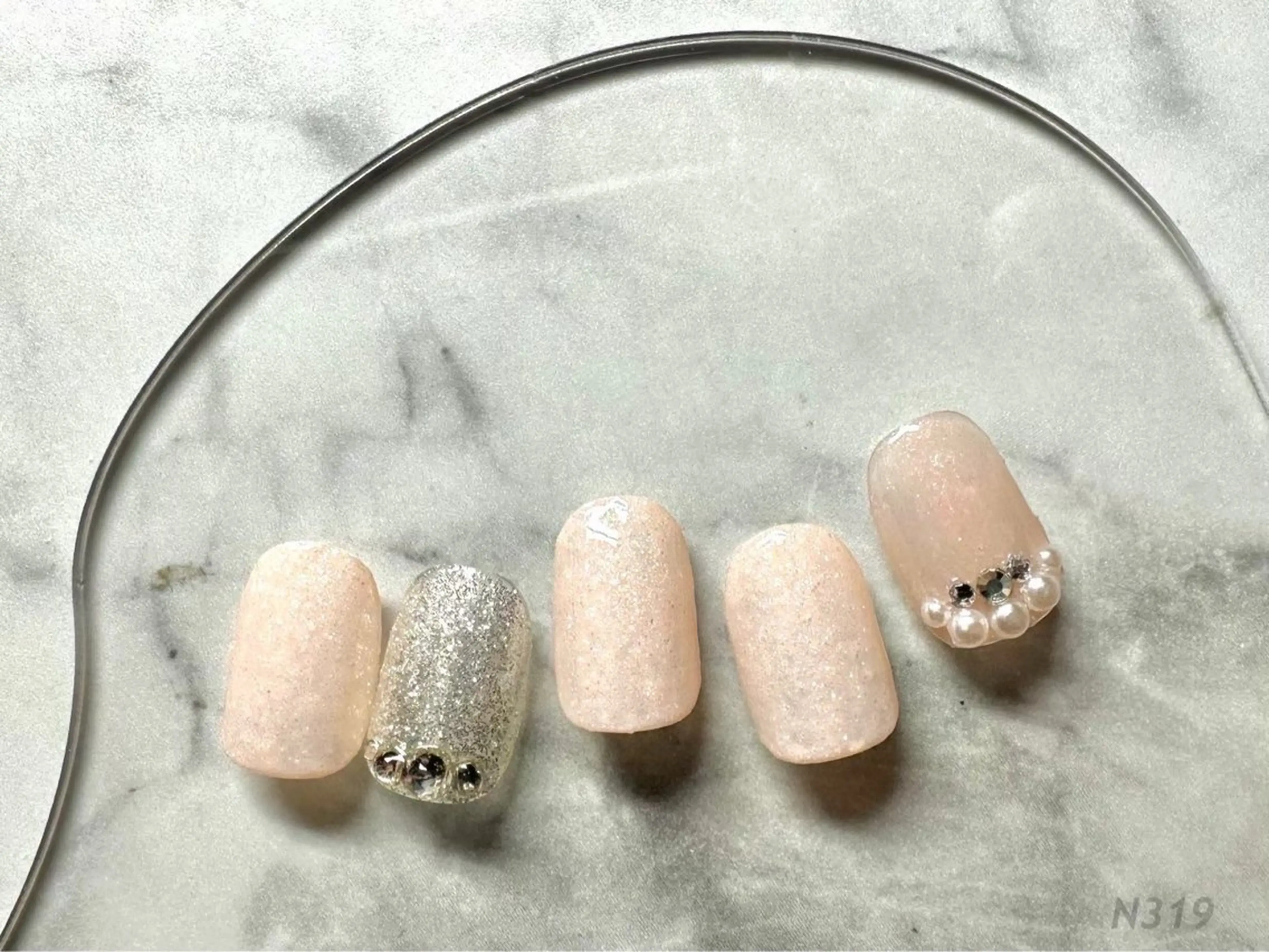 ネイル 岡矢joieange 心斎橋店のネイルデザイン