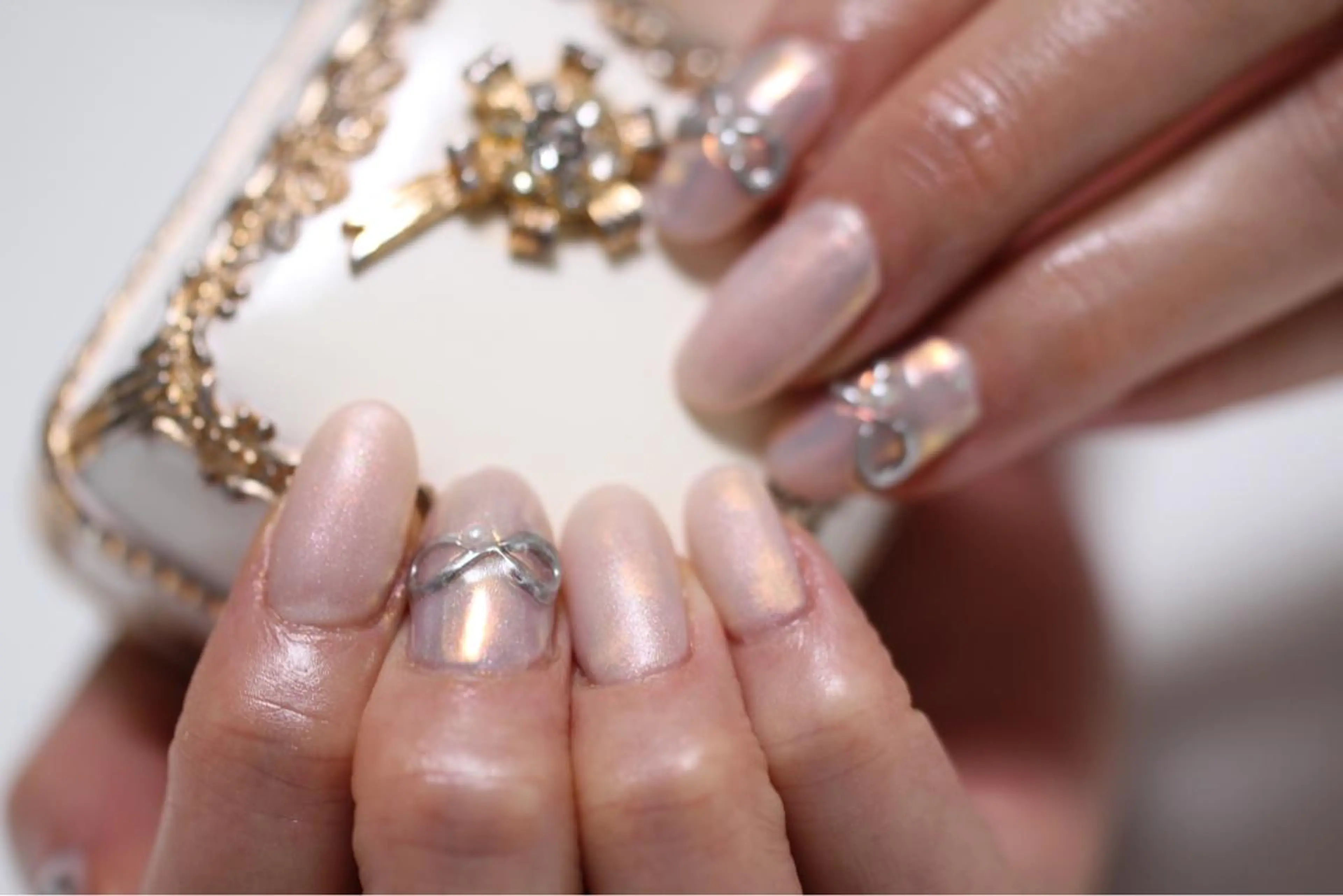 ネイル アートネイル ジェルネイル ママリンド　志村坂上店所属・しみ えんのネイルデザイン