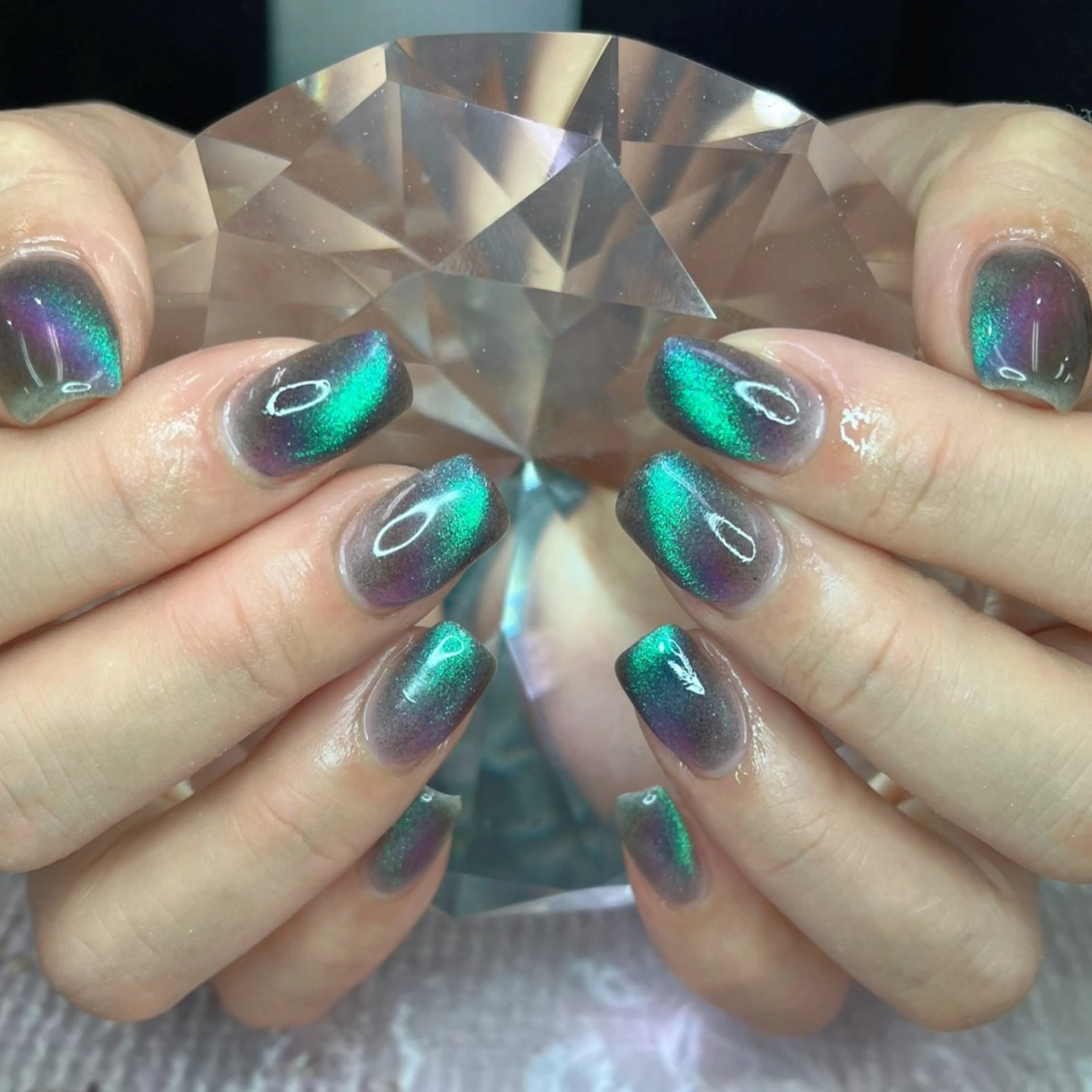 ネイル マグネットネイル 冬ネイル ブルーデイジー栄本店所属・BlueDaisy 栄本店のネイルデザイン