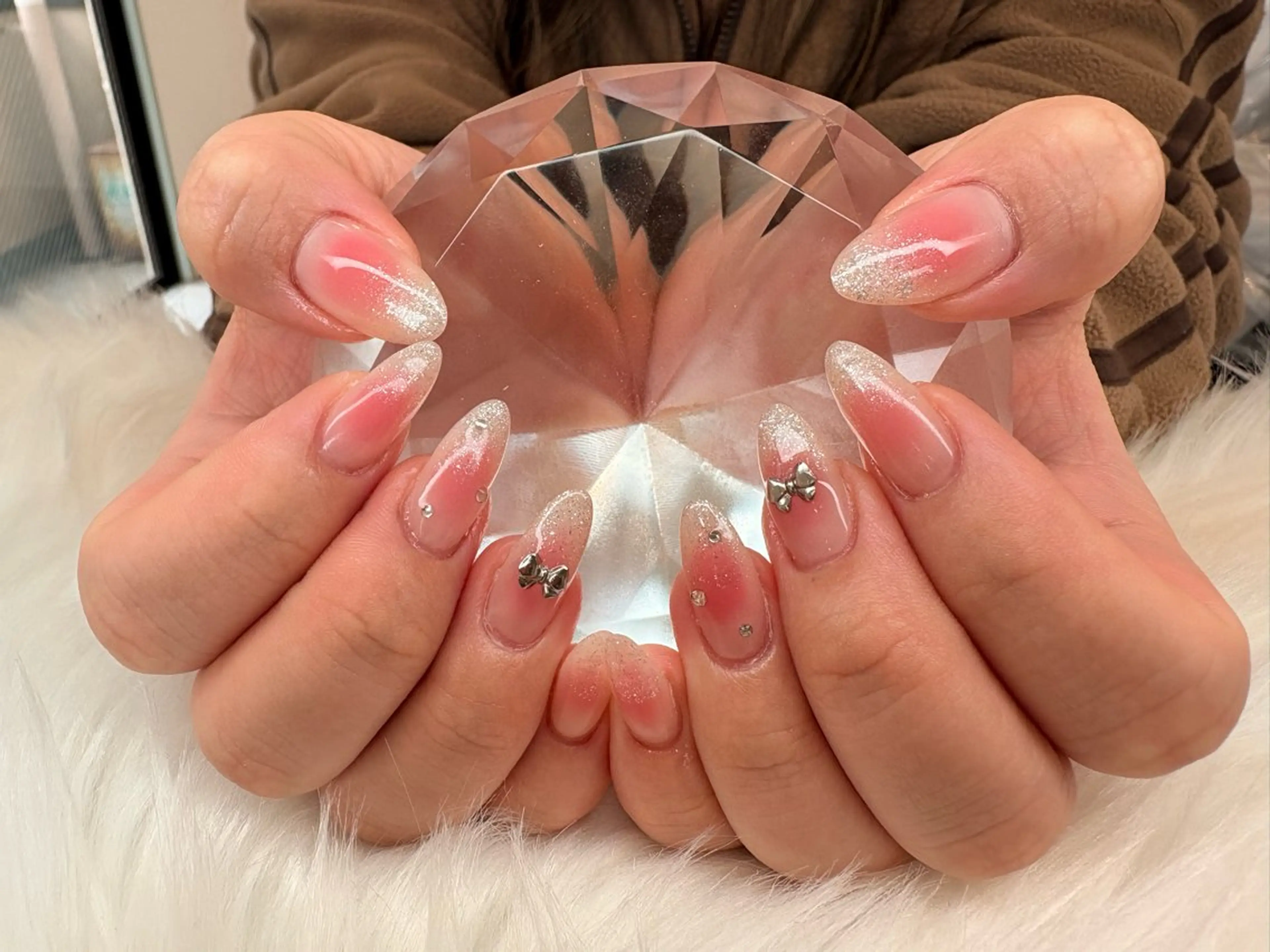 ミディアム Tiny Bliss所属・Tiny Bliss 🐈‍⬛のネイルデザイン