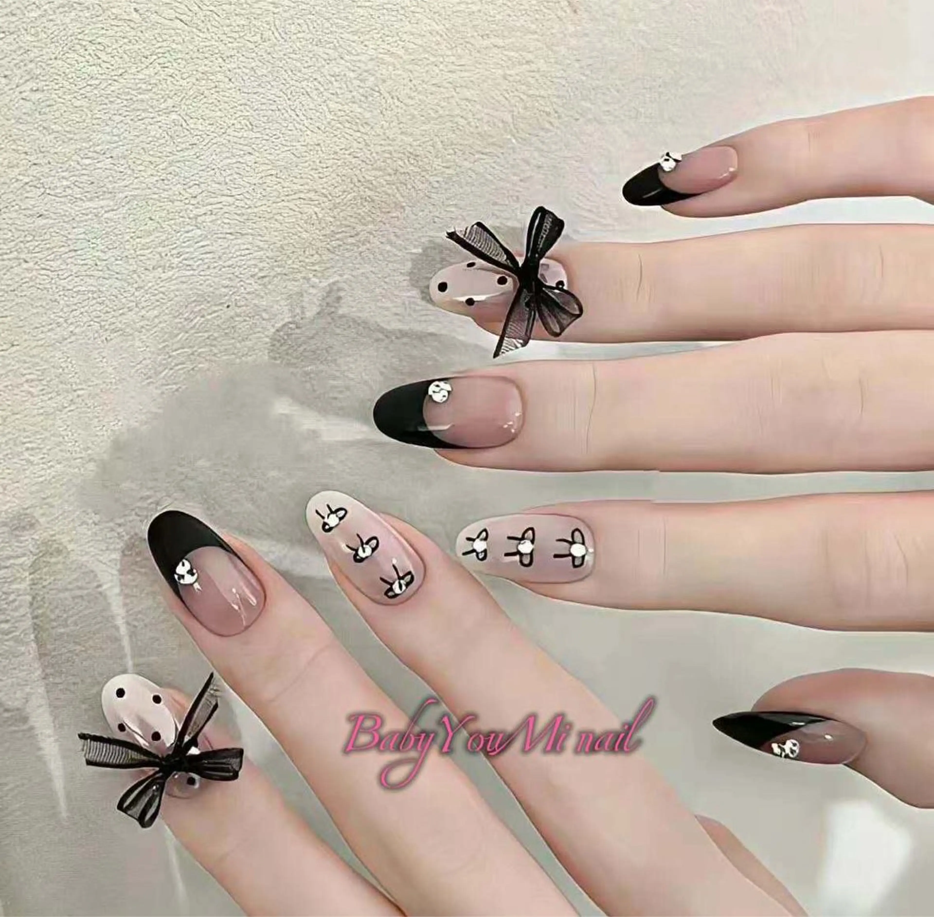 ネイル オーロラネイル フラワーネイル フットネイル フレンチネイル ジェルネイル ハンドネイル BabyYouMi nailのネイルデザイン