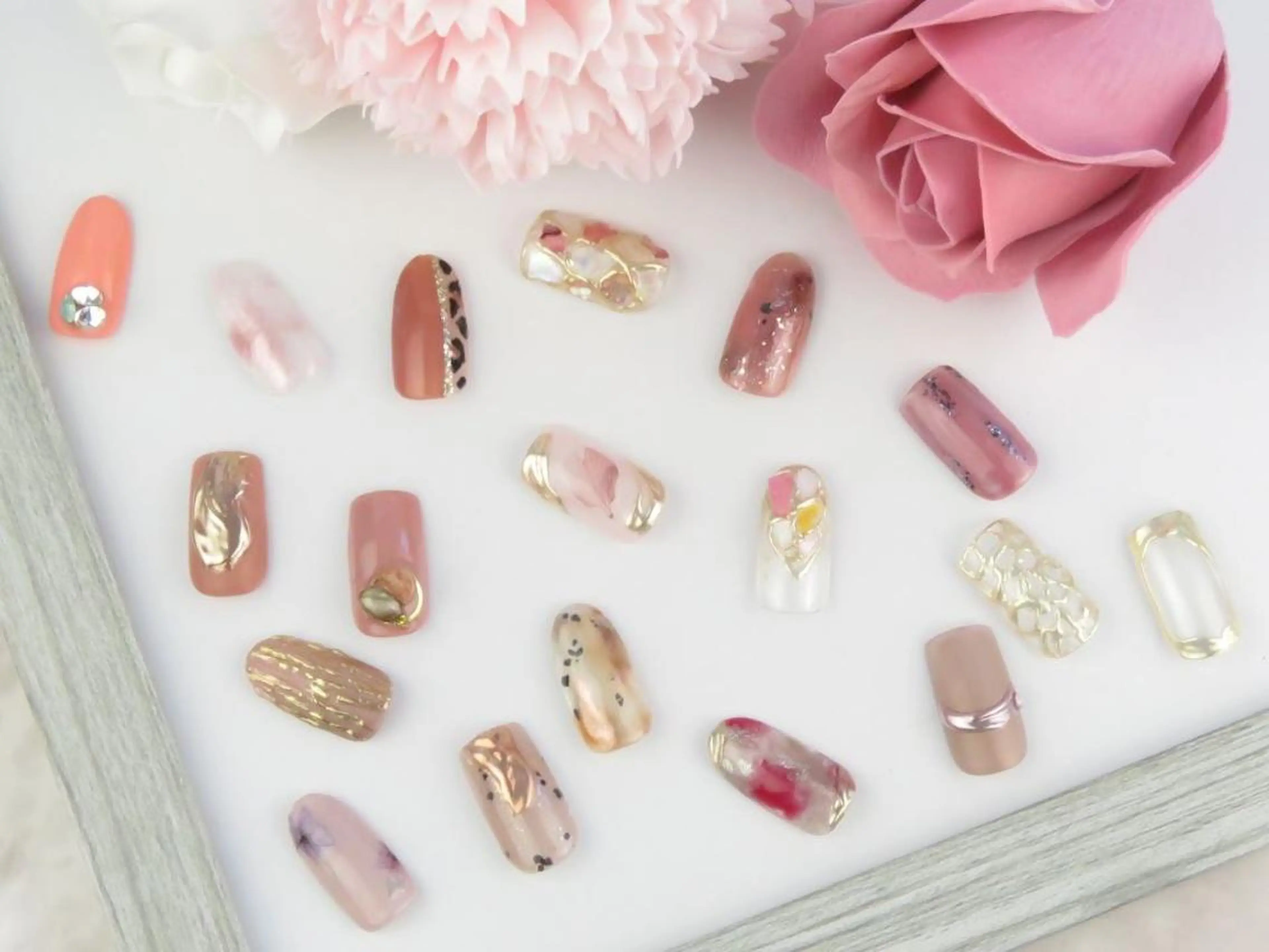 ネイル ハンドネイル NAIL Salon IP所属・長谷川 奈緒美のネイルデザイン