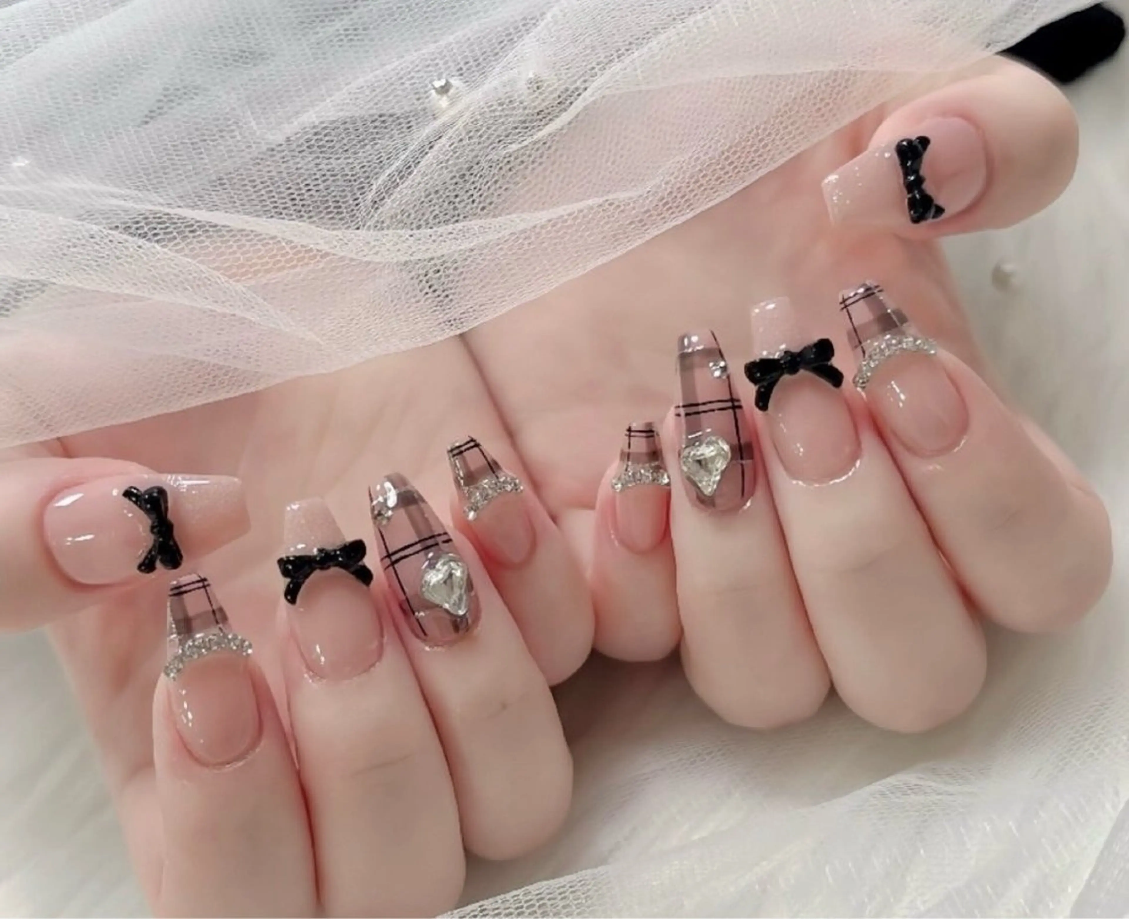 ネイル 韓国ネイル 持ち込み ニュアンスネイル ネイルチップ ハンドネイル TABI ANA.CHUOのネイルデザイン