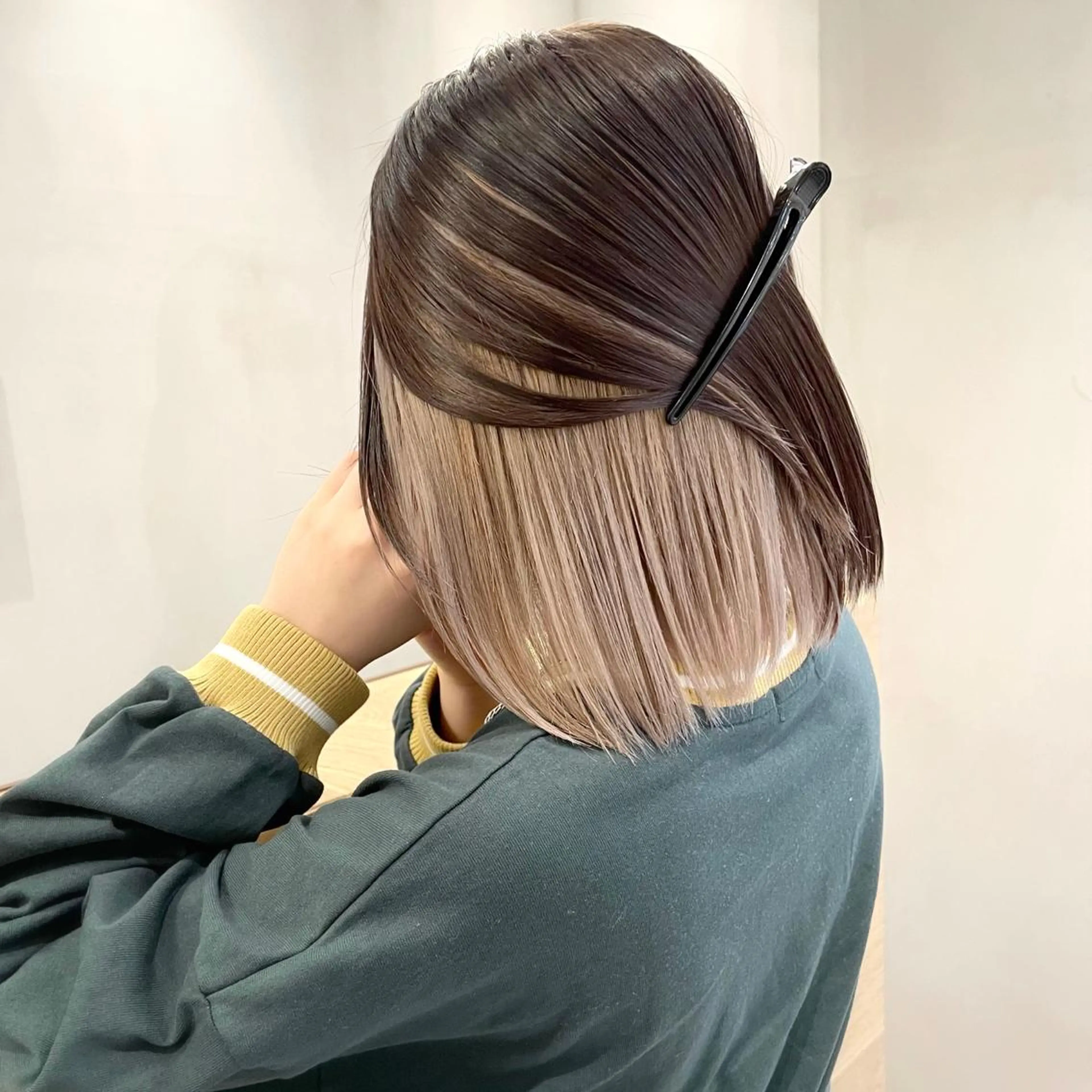 ミディアム カラー ヘアアレンジ バレイヤージュ デザインカラー ハイライトカラー 外国人風カラー ハイライト アンドウ ユウ/ レイヤーカット/韓国のヘアスタイル