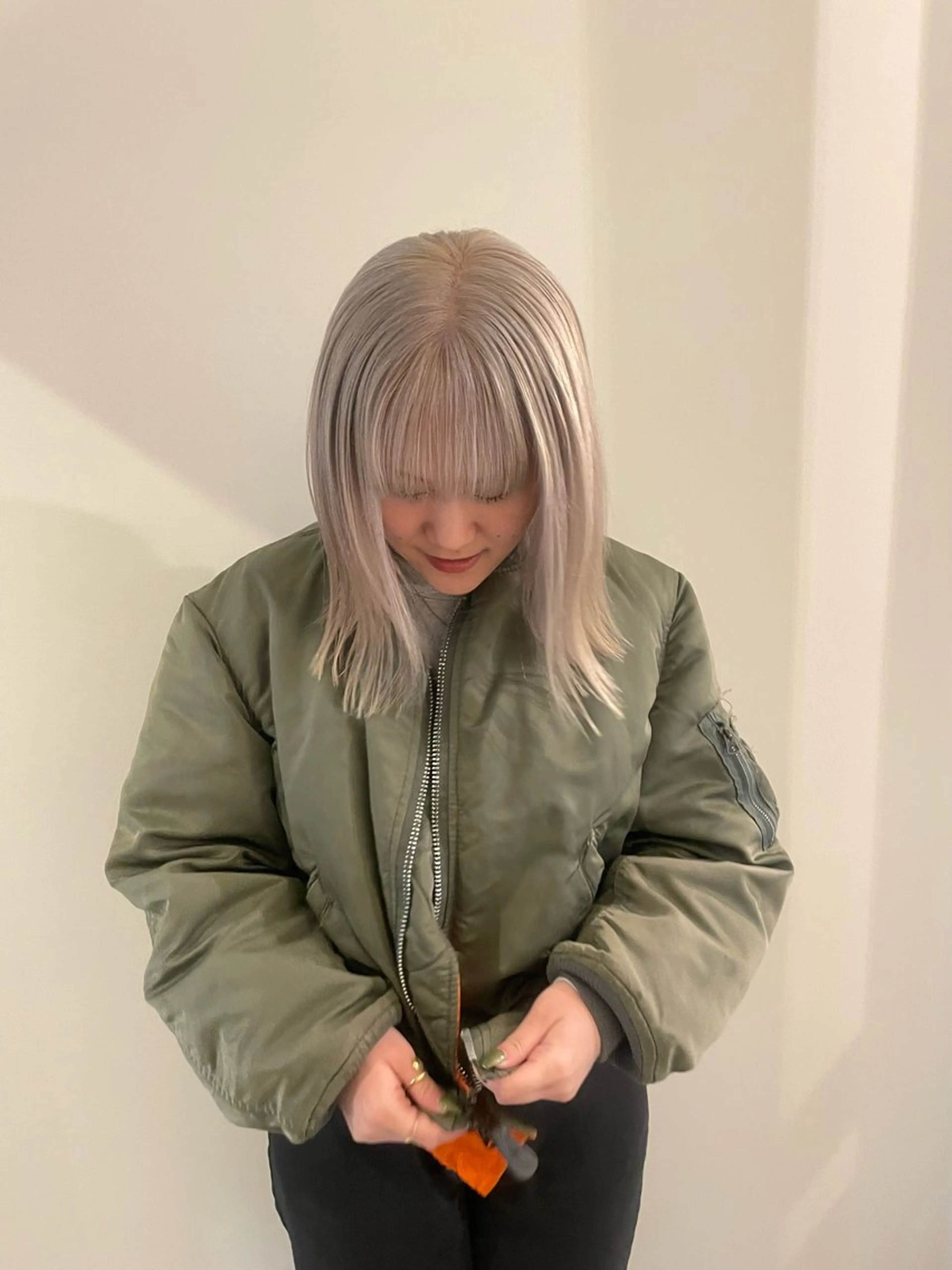 ミディアム カラー ブリーチ ヘアカラー 渋谷 留菜のヘアスタイル