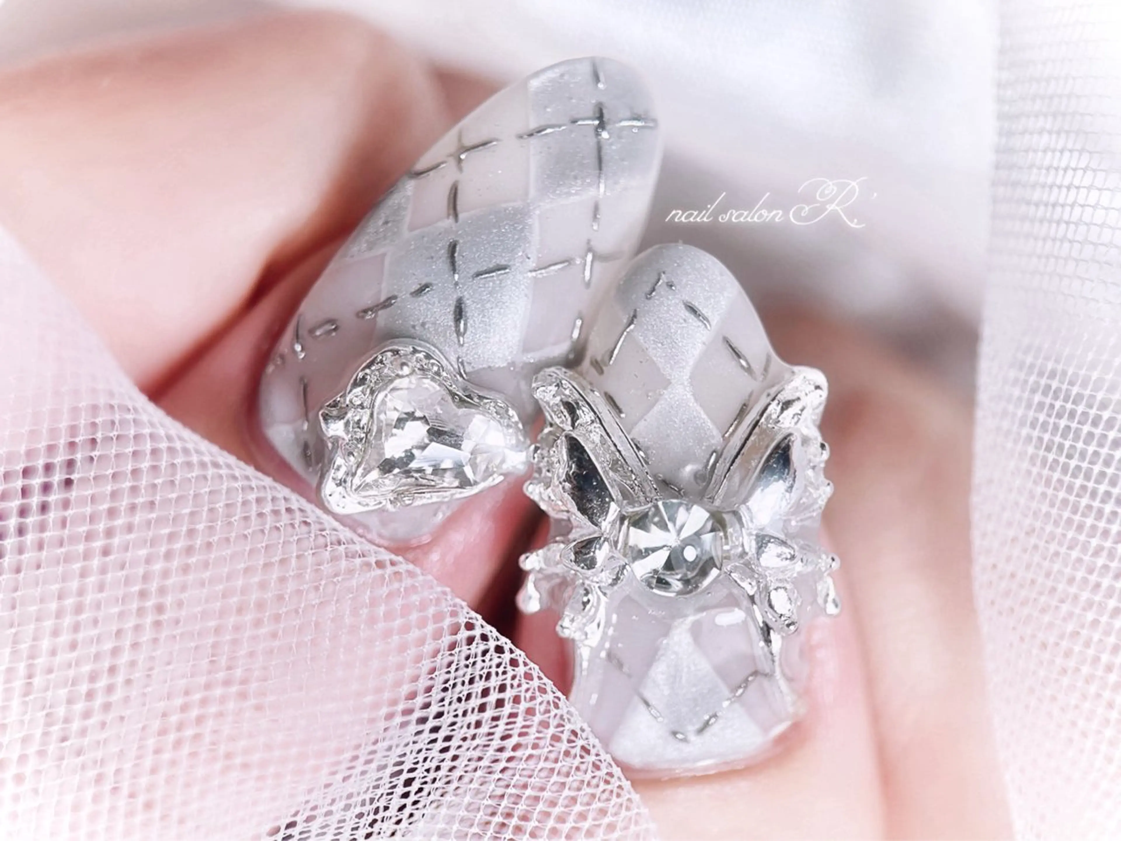 ネイル nailsalon R’のネイルデザイン