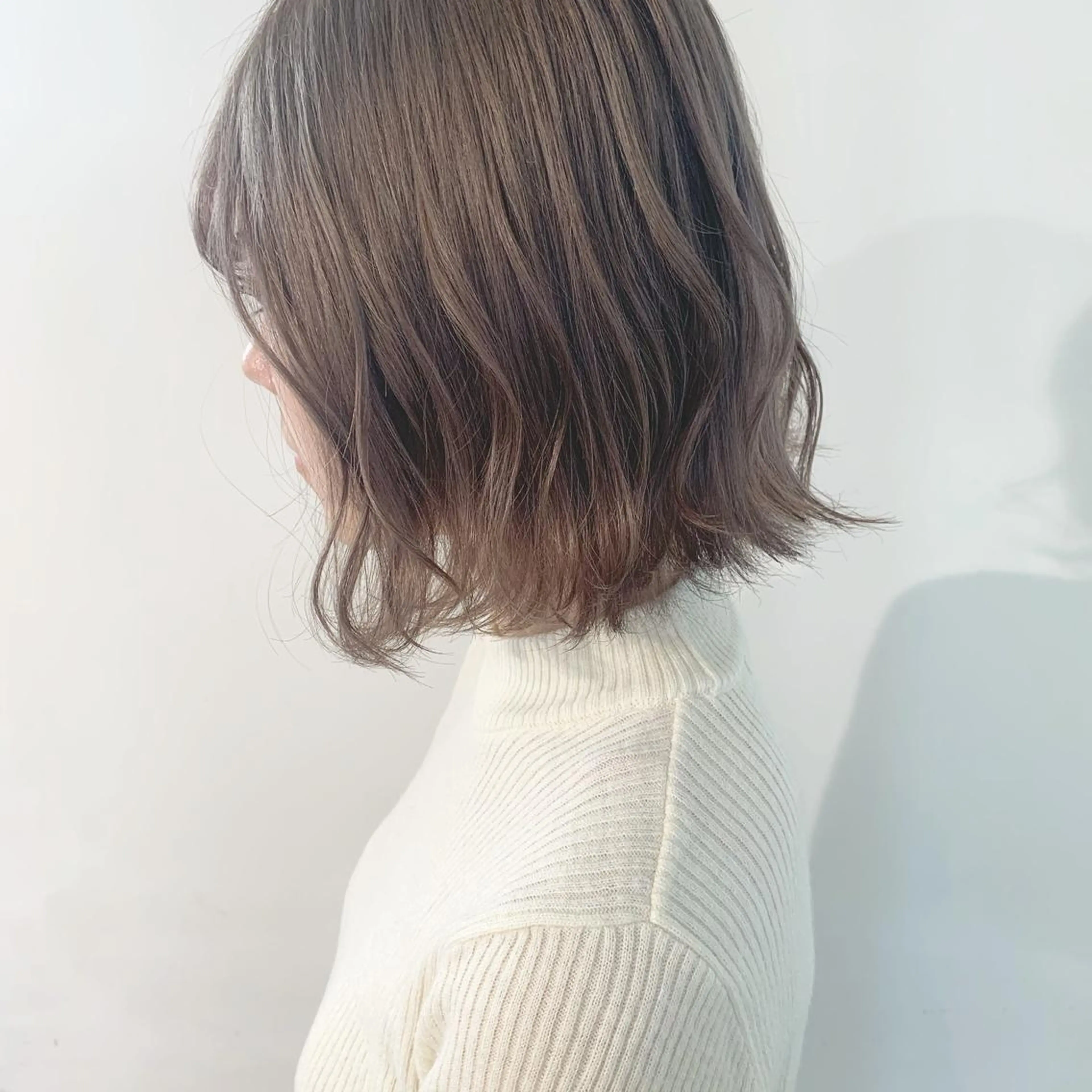 ミディアム etore 矢場町 南沙希のヘアスタイル