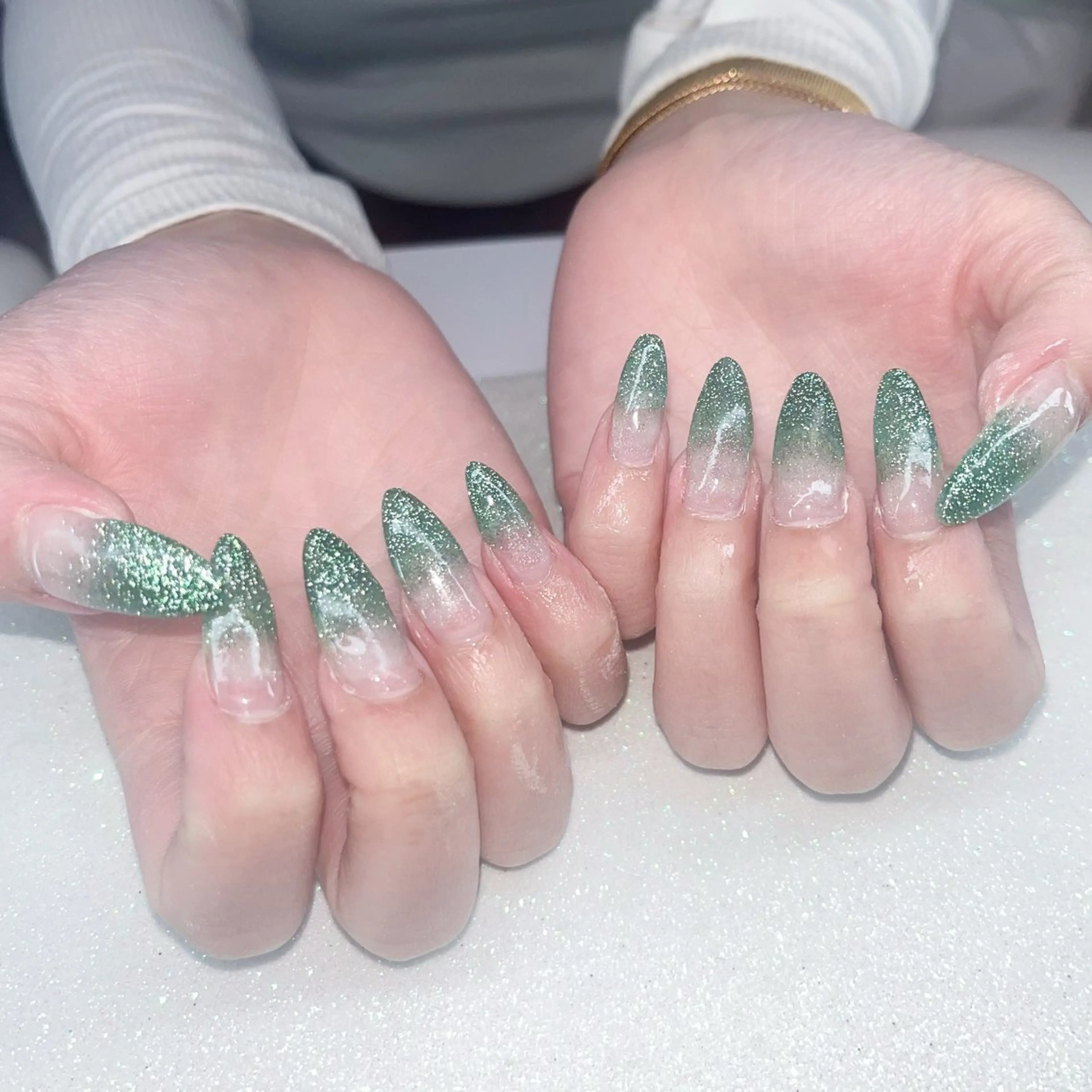 ネイル ハンドネイル VIERU YURIのネイルデザイン