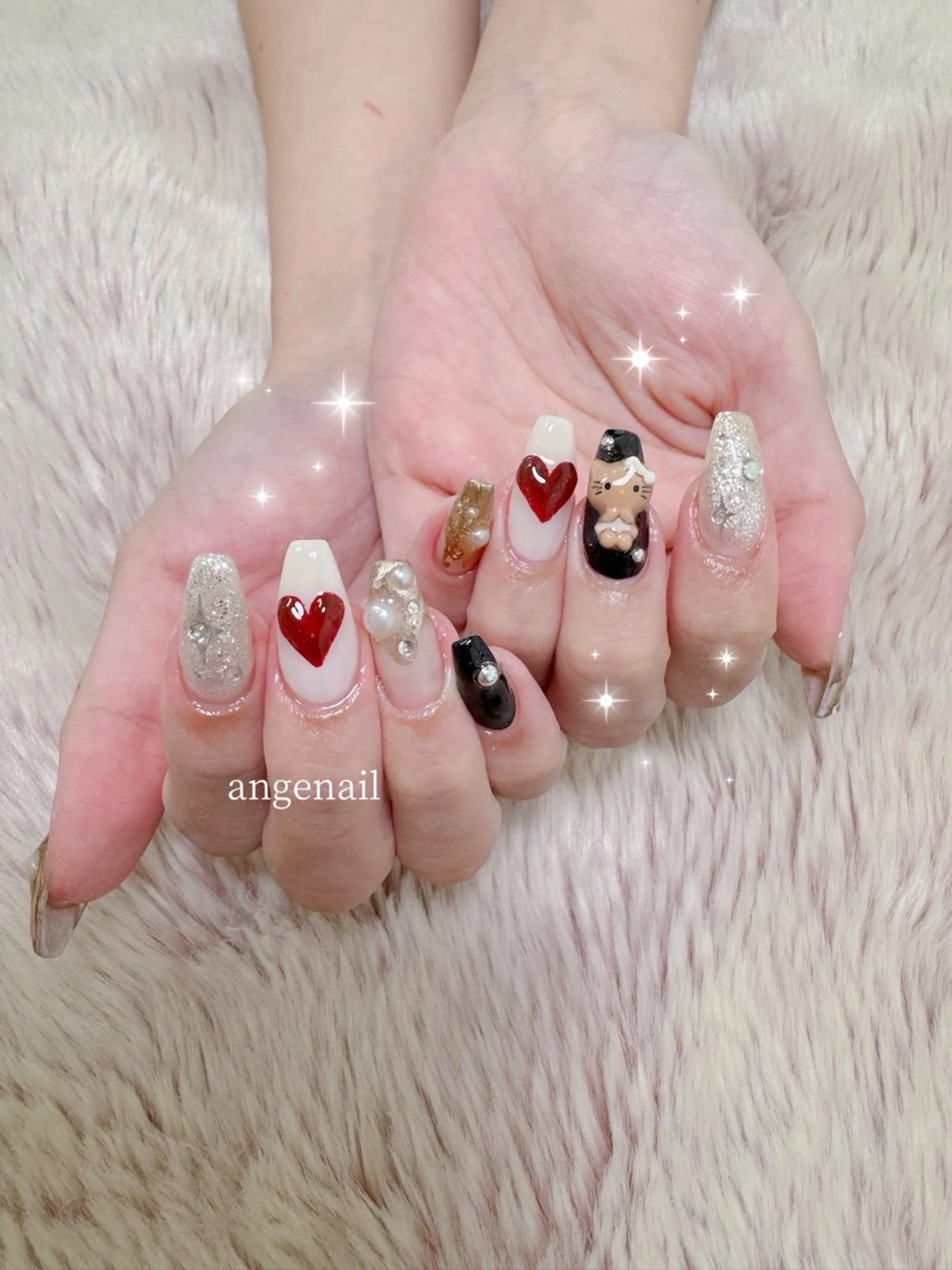 ネイル ハンドネイル オーナーネイリスト MAKIのネイルデザイン