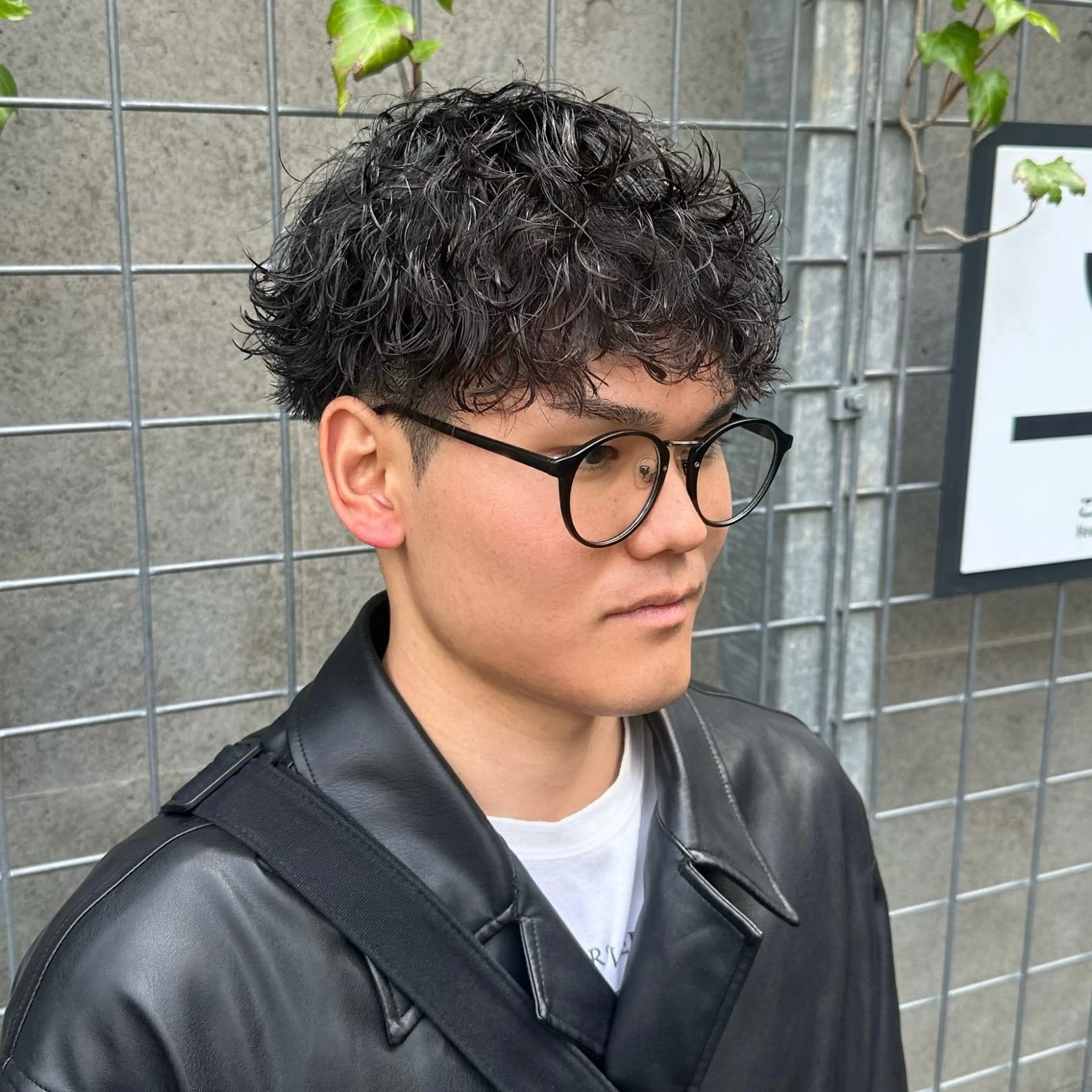 ショート パーマ メンズ メンズパーマ 波巻きパーマ カット パーマ トリートメント ツイスパ/メンズ パーマ/歩夢のヘアスタイル