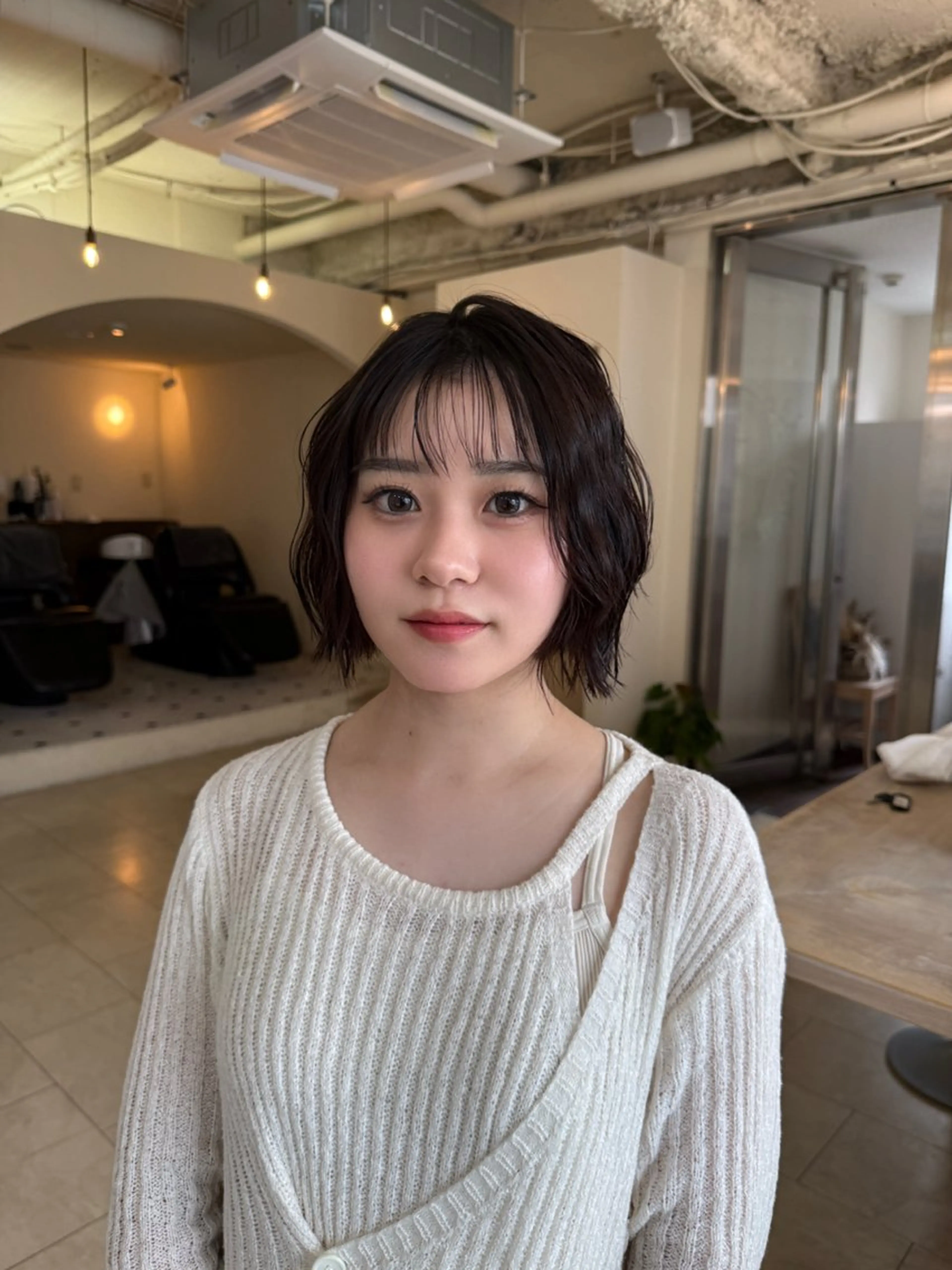 ショート カット ヘアカラー Maho/海外 レイヤー/ハイトーンのヘアスタイル