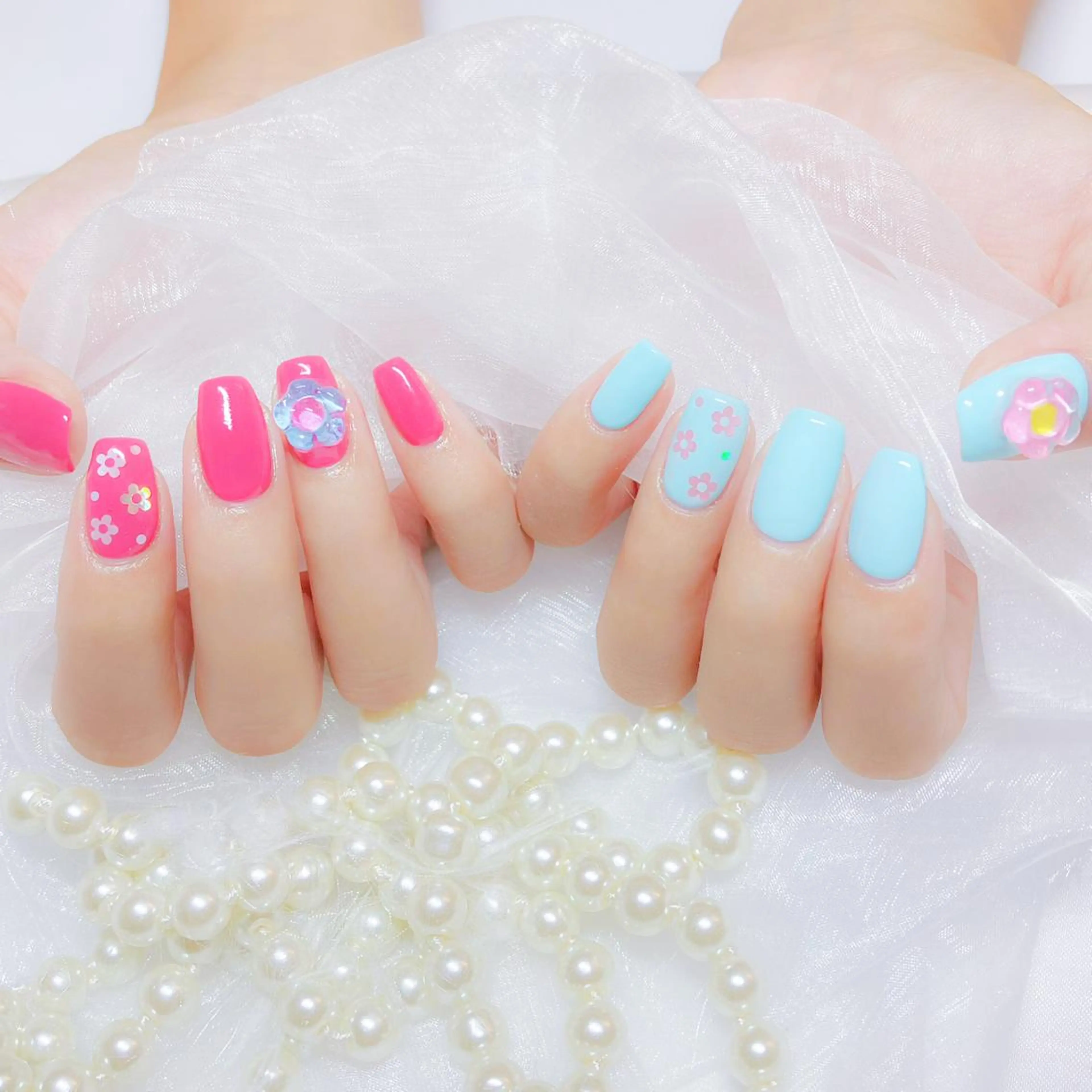ネイル オーロラネイル フラッシュネイル ジェルネイル 氷ネイル・うるうるネイル キラキラネイル Amour baseのネイルデザイン
