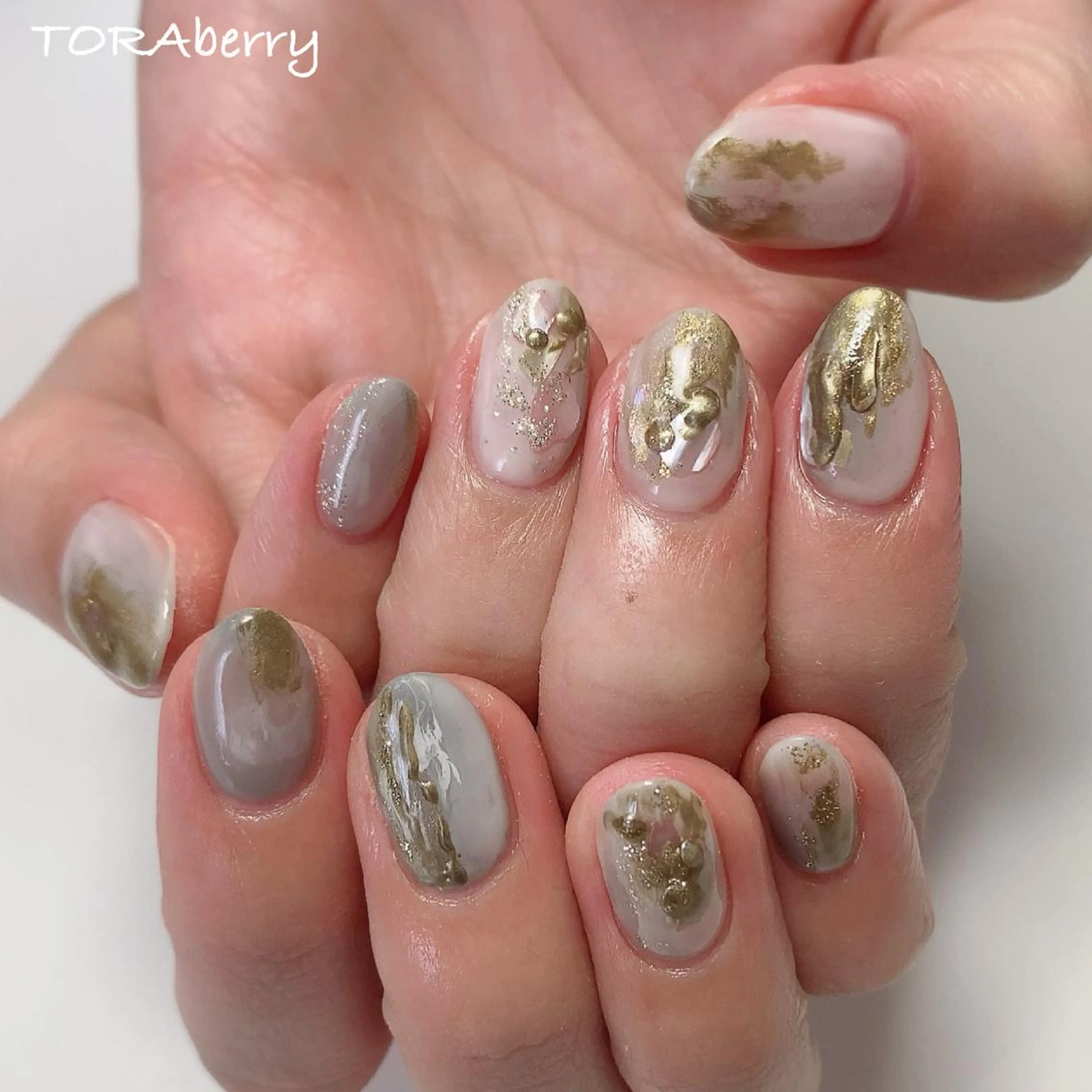 ネイル ニュアンスネイル ハンドネイル ネイリスト なつみのネイルデザイン