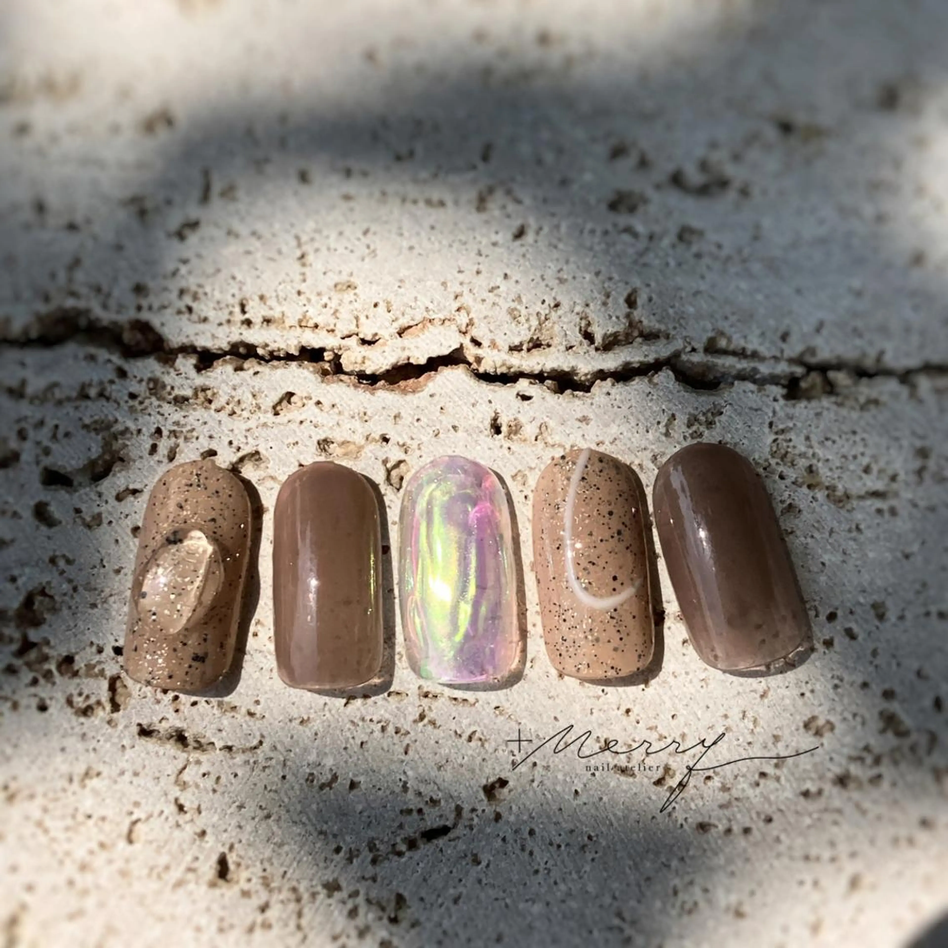 ネイル ネイルアトリエ プラスメリーのネイルデザイン