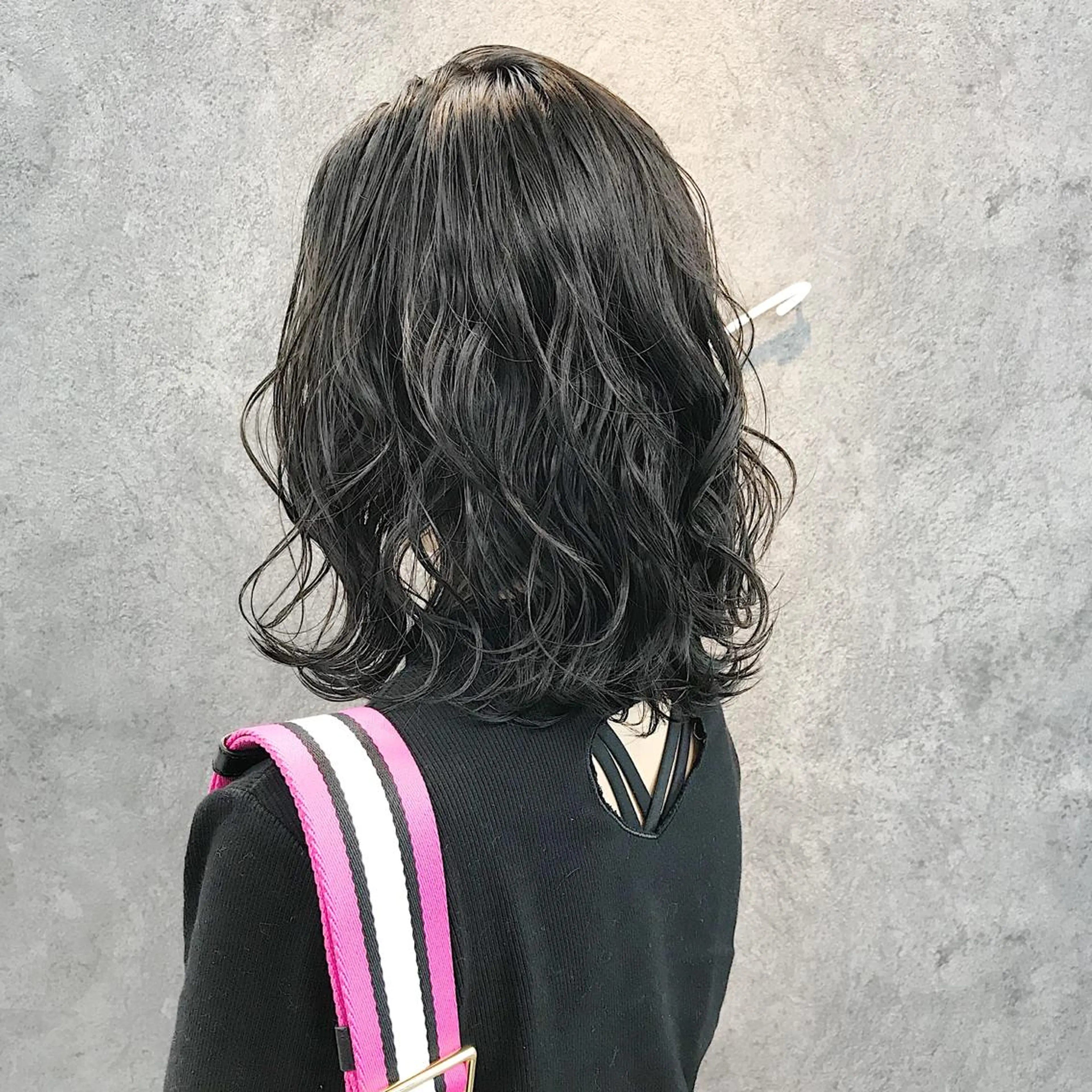 ミディアム アッシュ ヘアカラー トリートメント 所渉/韓国レイヤー /ウルフカットのヘアスタイル