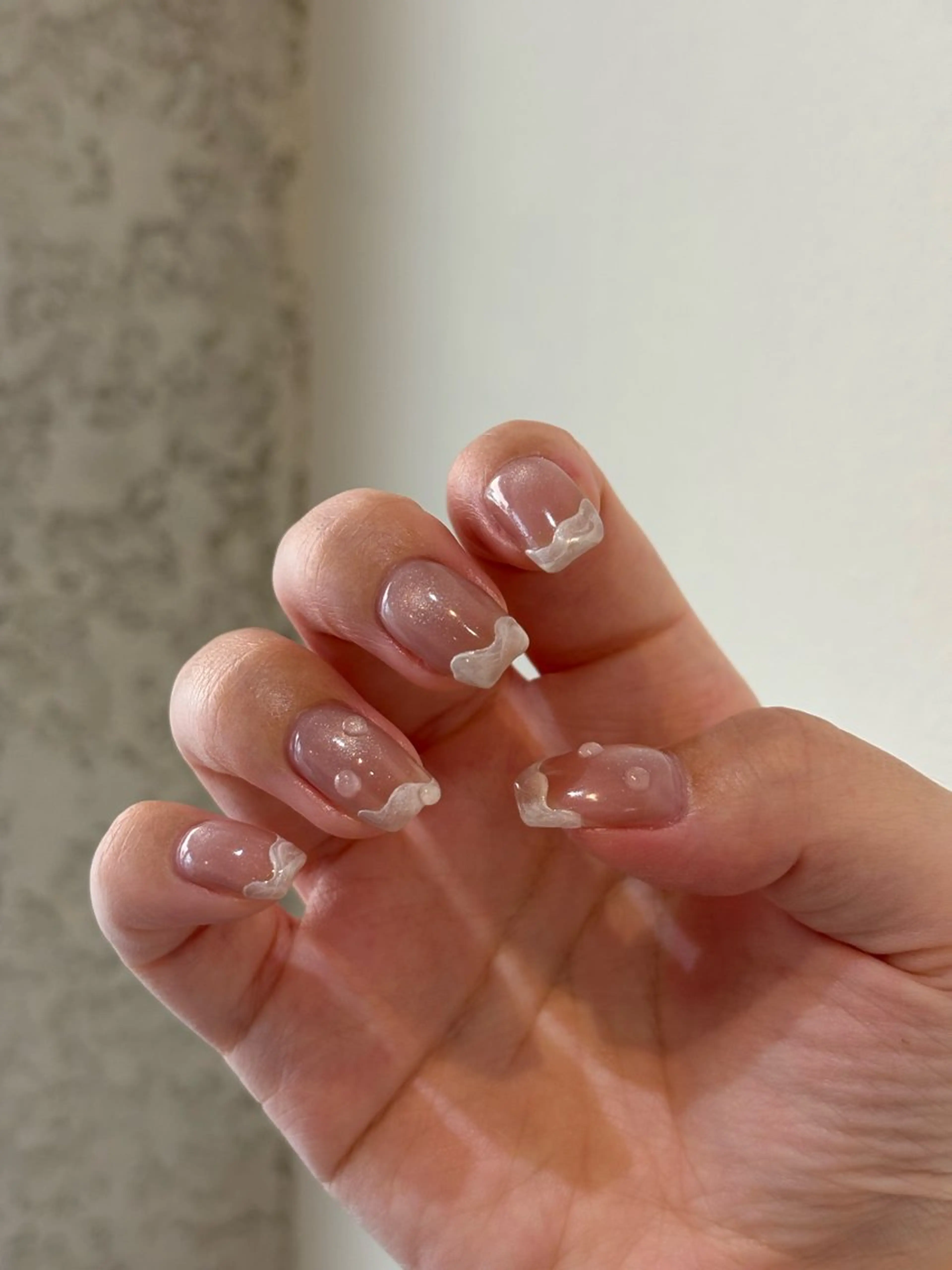 ネイル フレンチネイル ハンドネイル ninni所属・🎀ninni🎀 natsukiのネイルデザイン