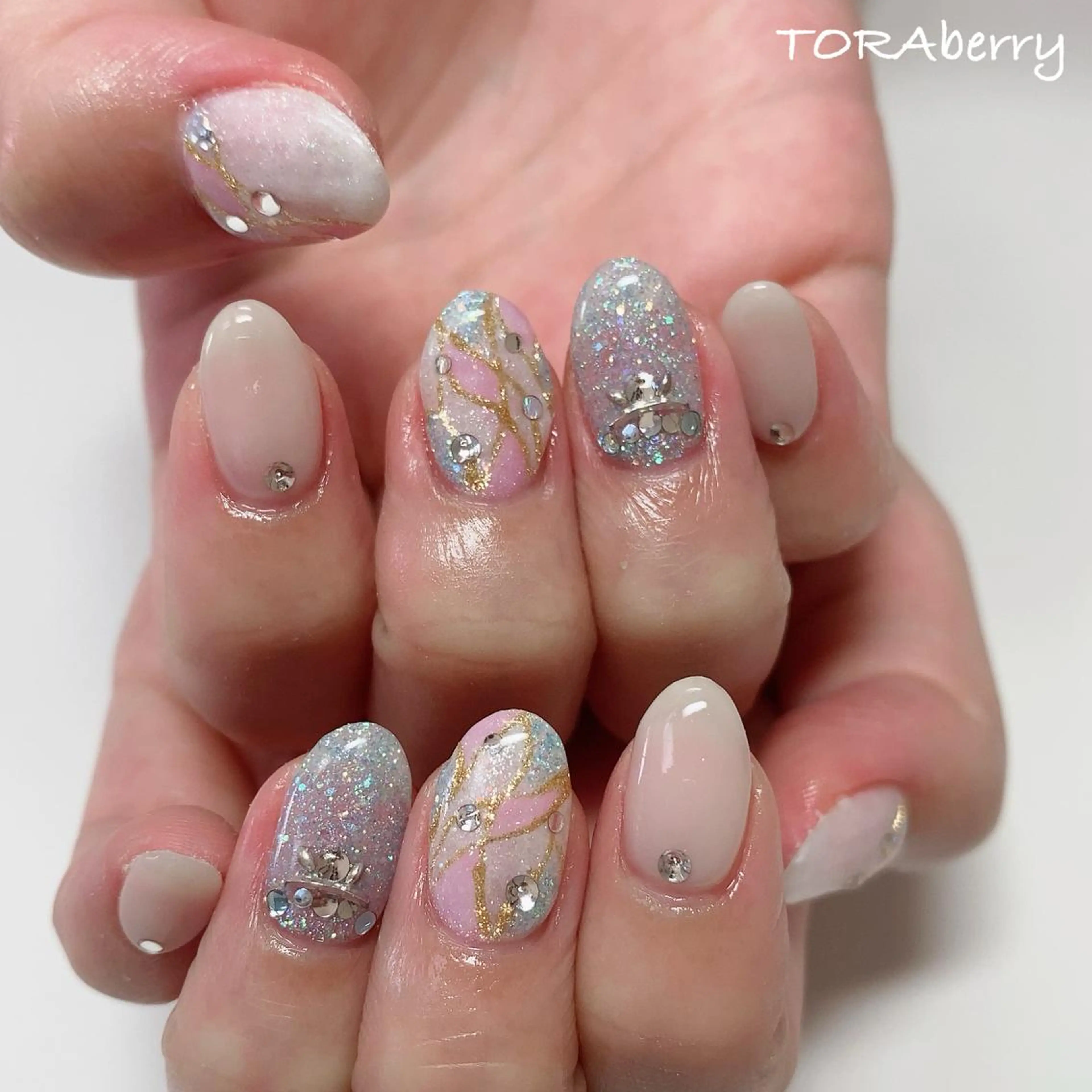 ネイル ハンドネイル ネイリスト なつみのネイルデザイン