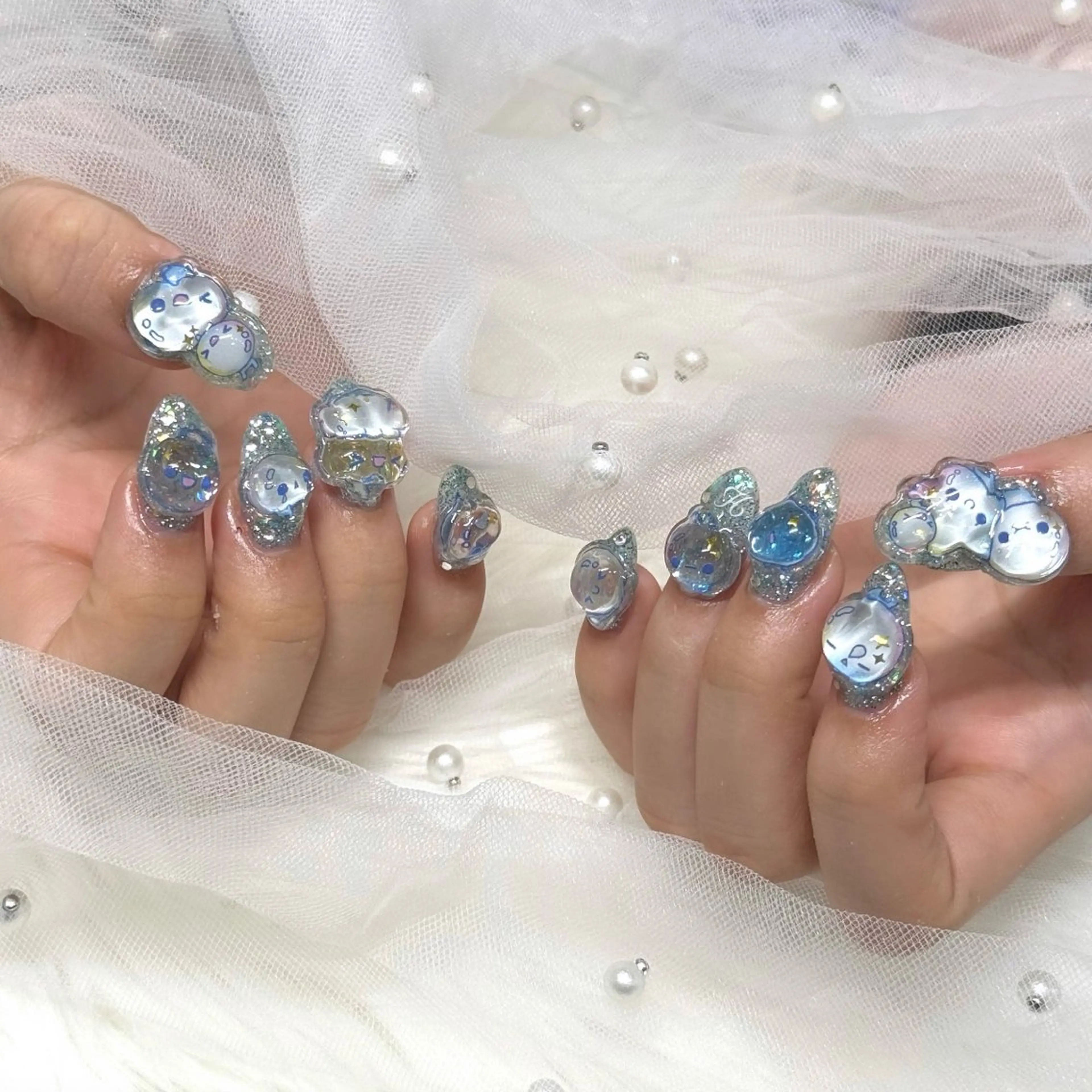 ネイル 𝘉𝘢𝘣𝘦𝘭 𝘜𝘮𝘪のネイルデザイン