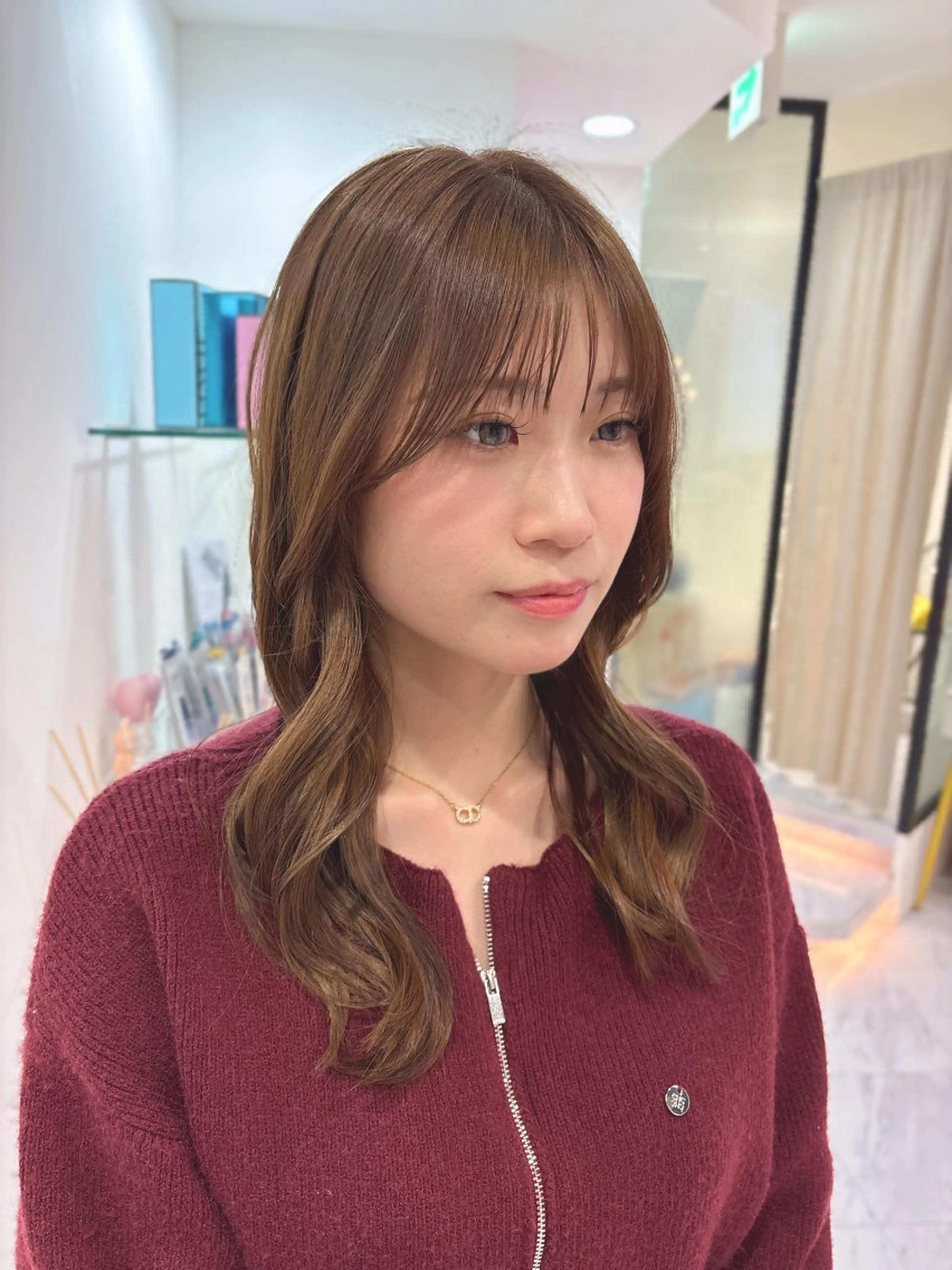 ミディアム カラー 透明感カラー カット ヘアカラー MONA HARUNA💫のヘアスタイル