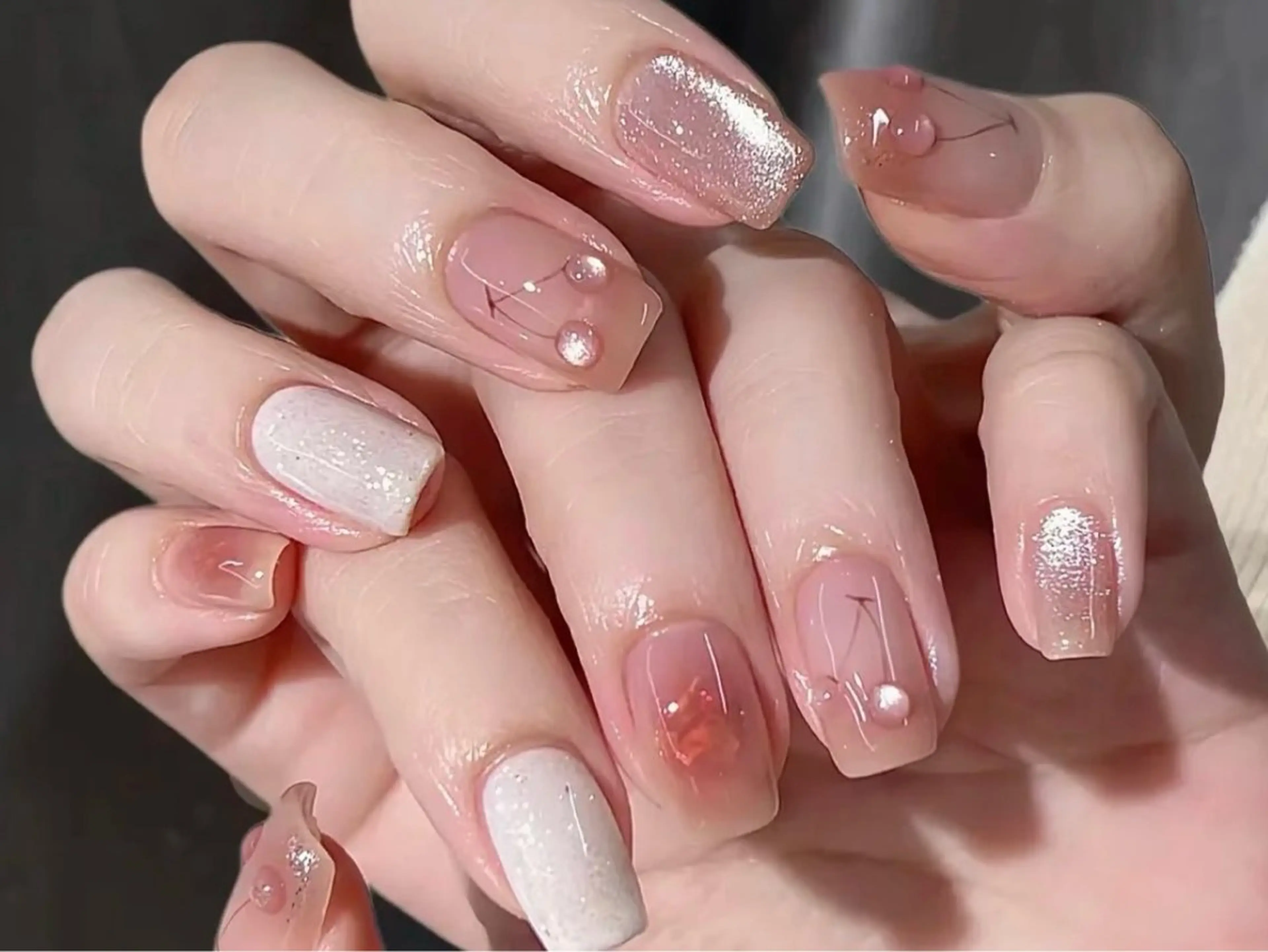 ネイル フレンチネイル 韓国ネイル マグネットネイル ミラーネイル 持ち込み Speraネイル 大宮店🎀のネイルデザイン