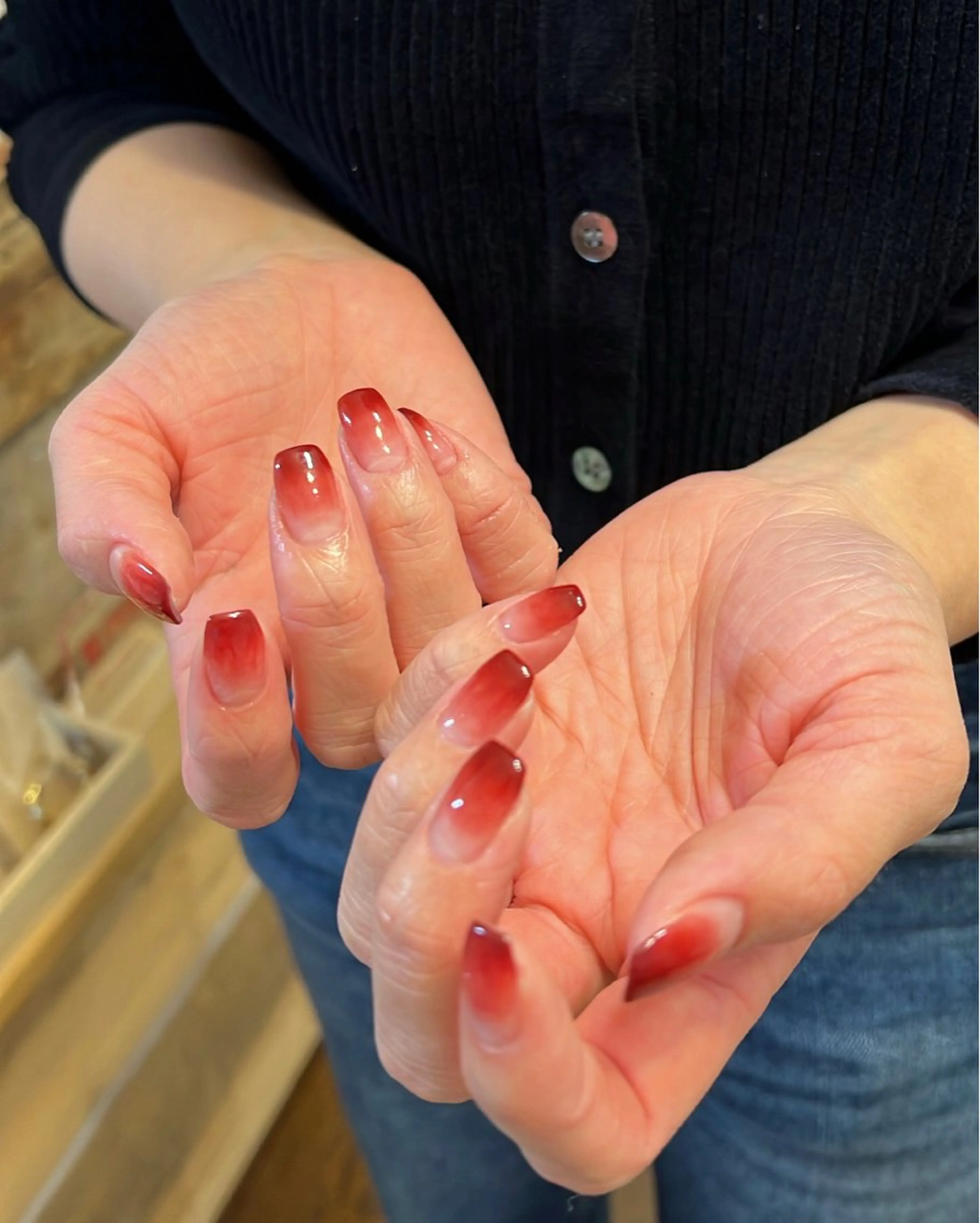 ネイル ハンドネイル フットネイル ハンドケア Nes.Nail所属・Miyagi Asamiのネイルデザイン