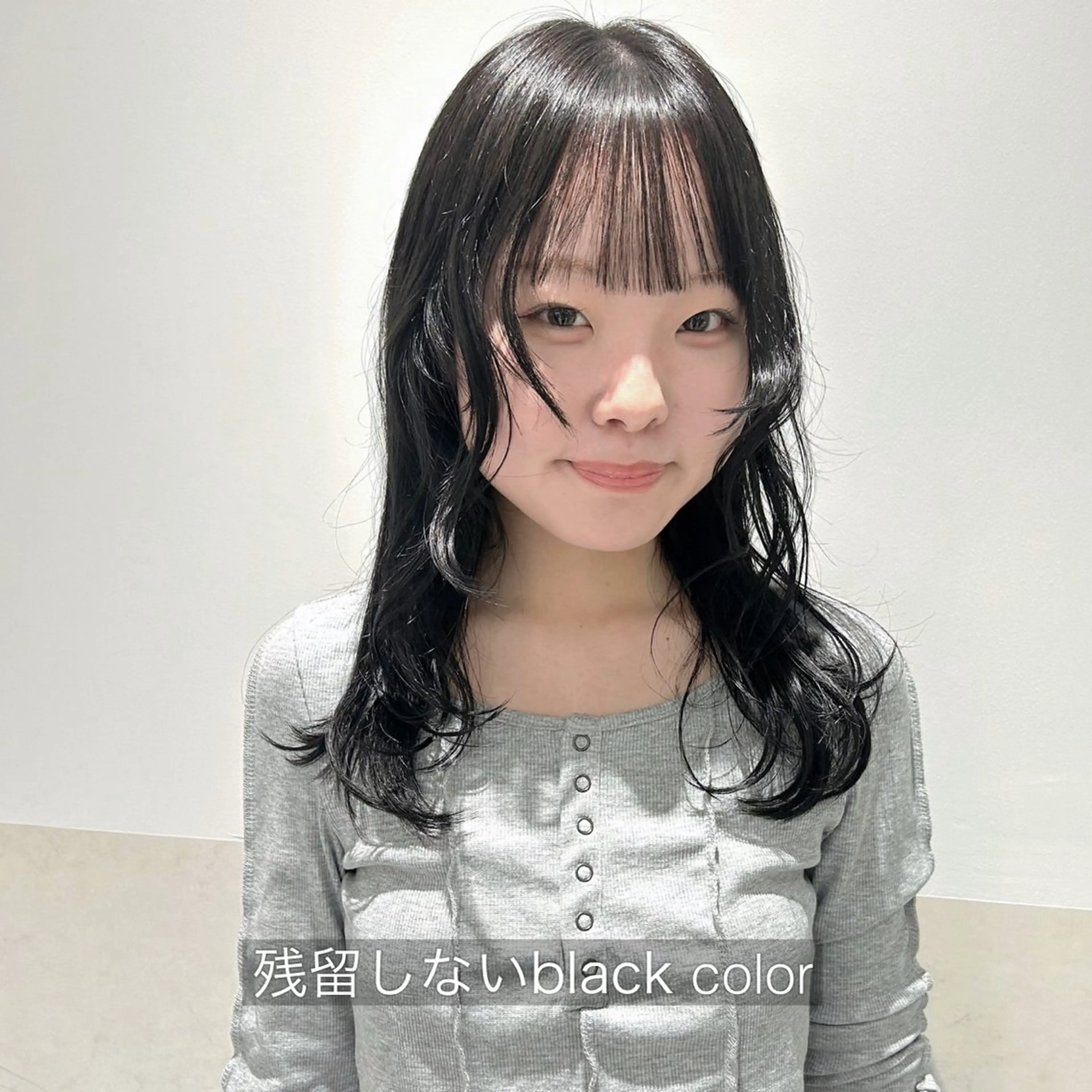 セミロング カラー ブリーチ ヘアカラー トリートメント 光透け髪🫧 moekaのヘアスタイル