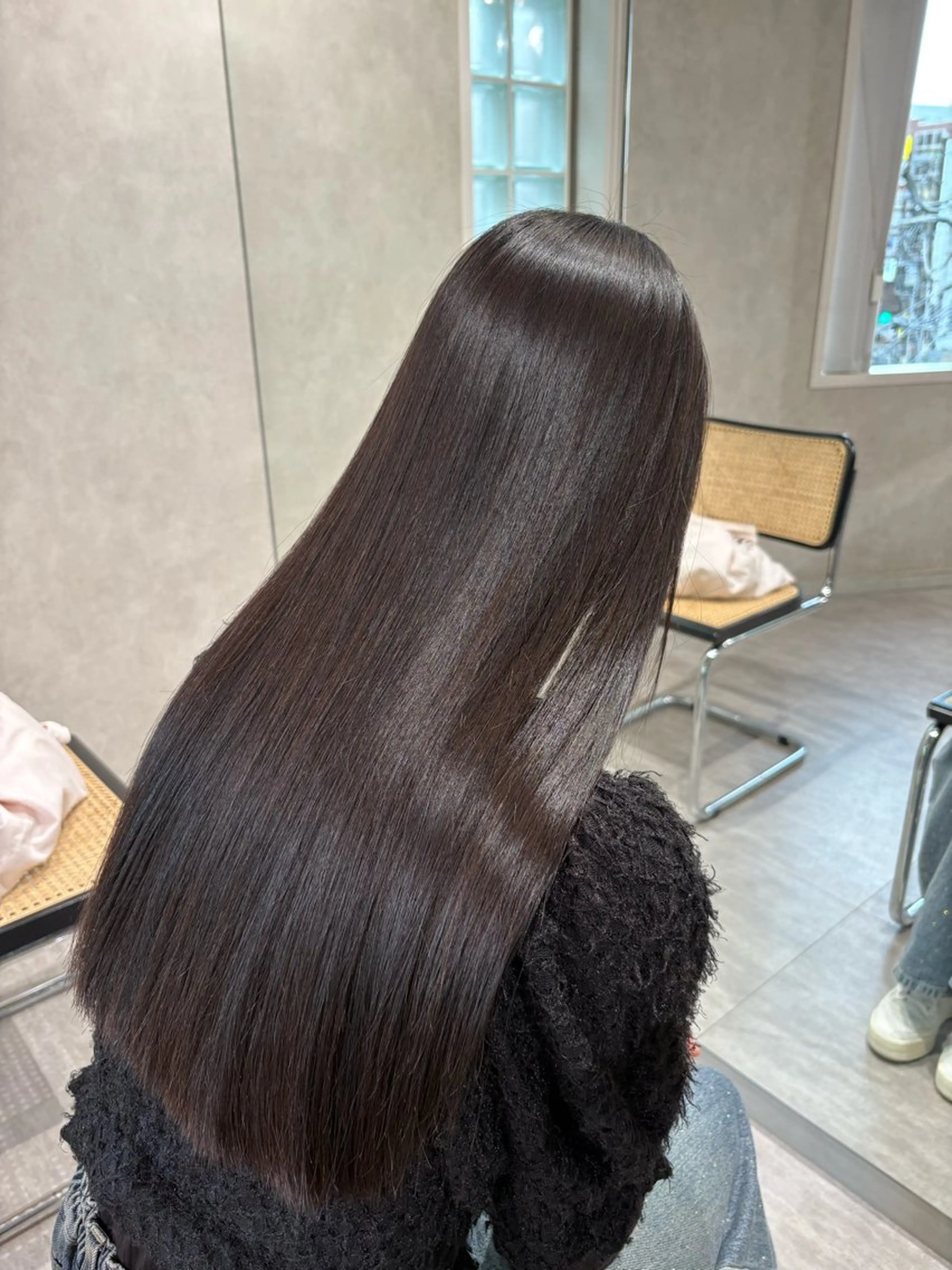 ロング 縮毛矯正 🪩サクヤ🪩暗髪 カラー/ワイドバングのヘアスタイル