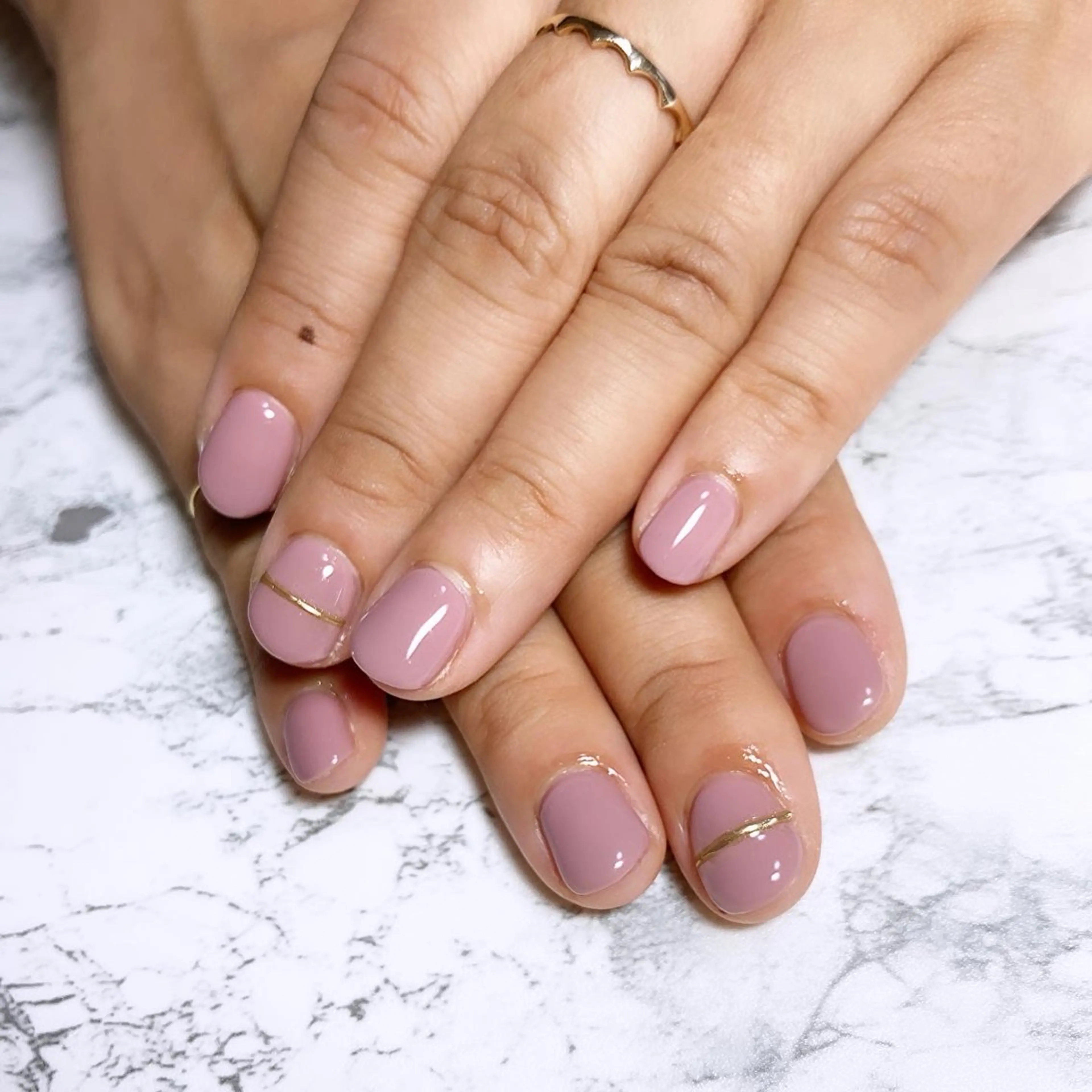 ネイル シンプルネイル ハンドネイル 手書きが得意🖌️ Y’s  nailのネイルデザイン