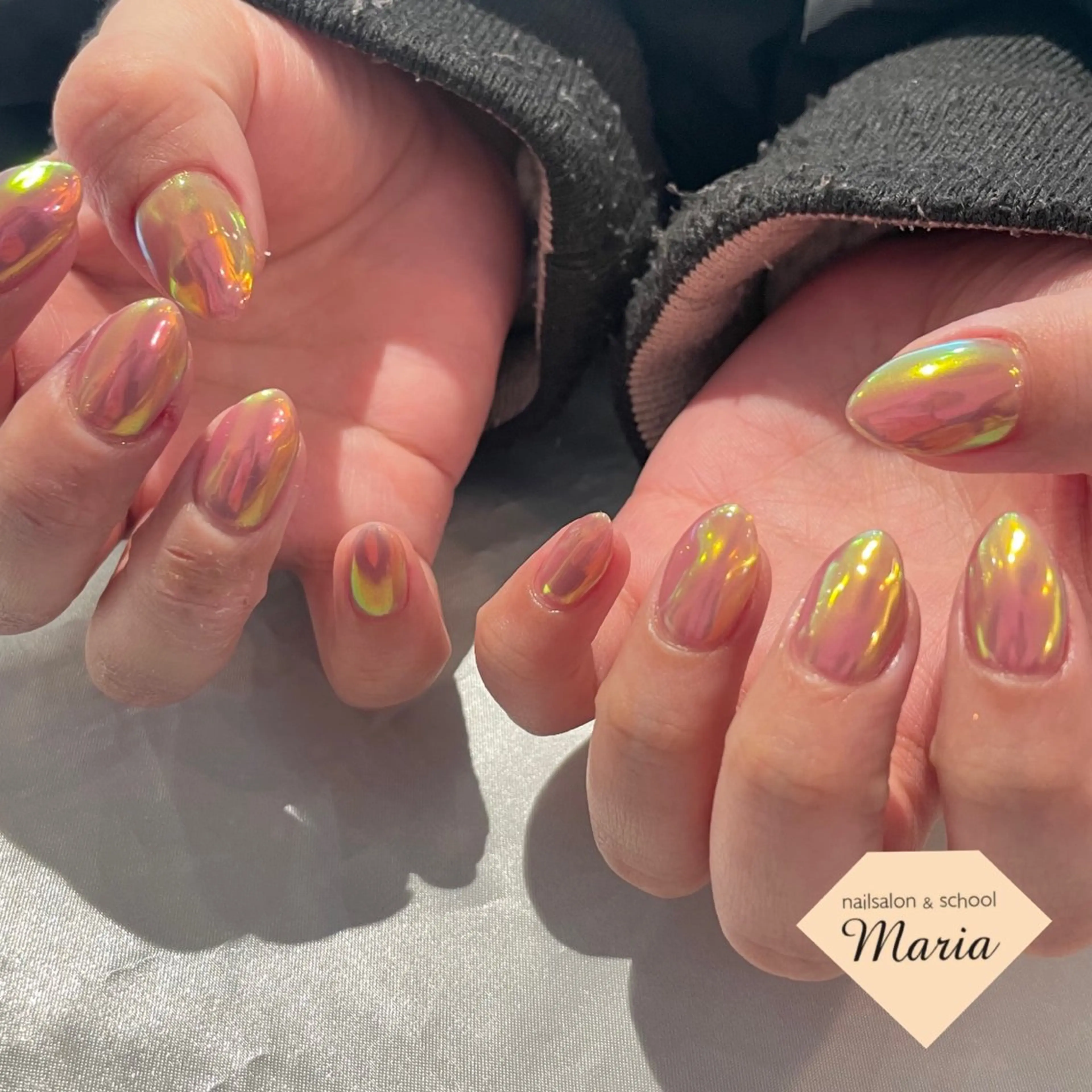 ネイル オーロラネイル nail salon ＆ school　Maria所属・Ito Natsumiのネイルデザイン