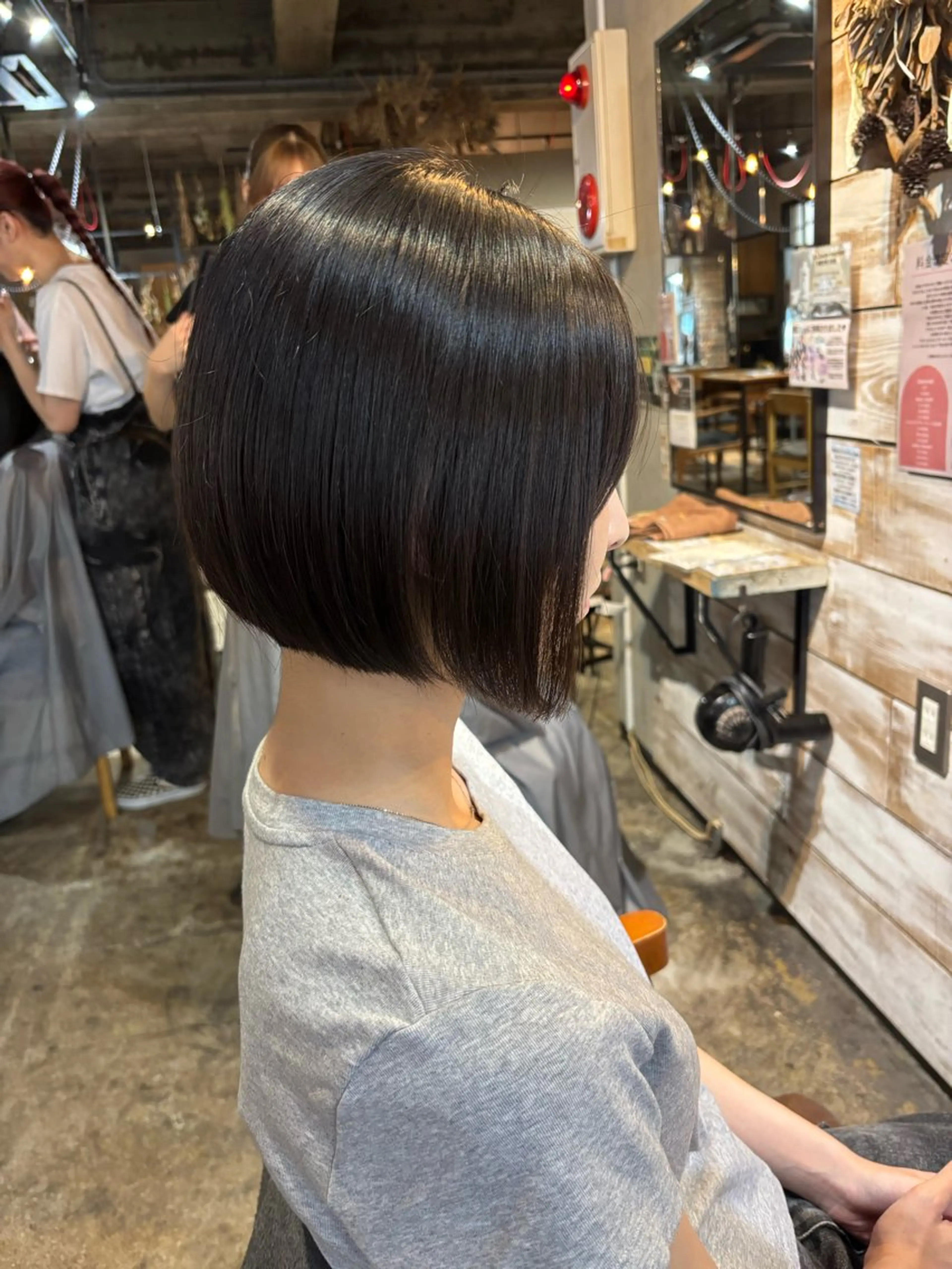 ショート ボブ カット ヘッドスパ 光本 杏のヘアスタイル