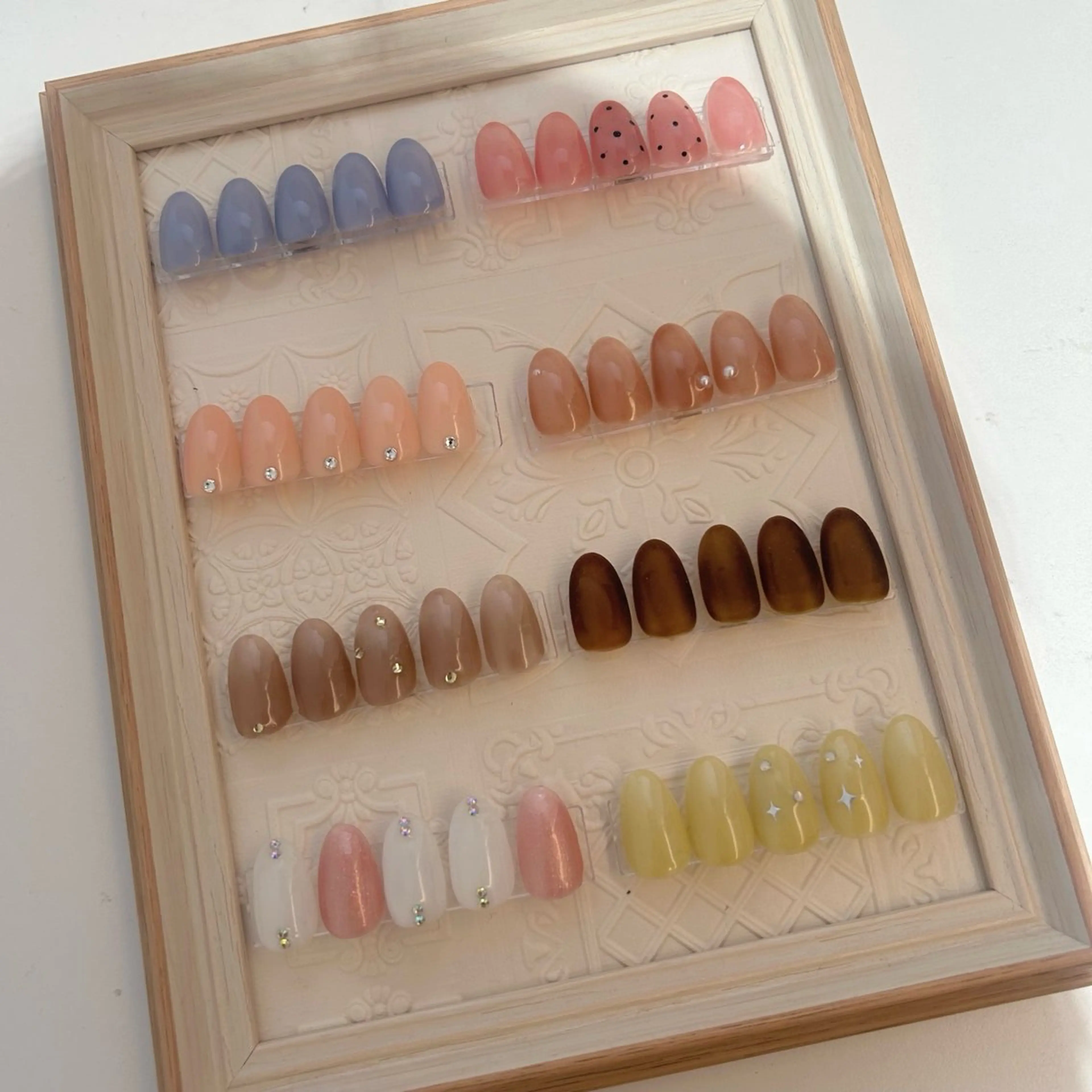 ネイル マグネット/心斎橋 LoLo.カレラのネイルデザイン